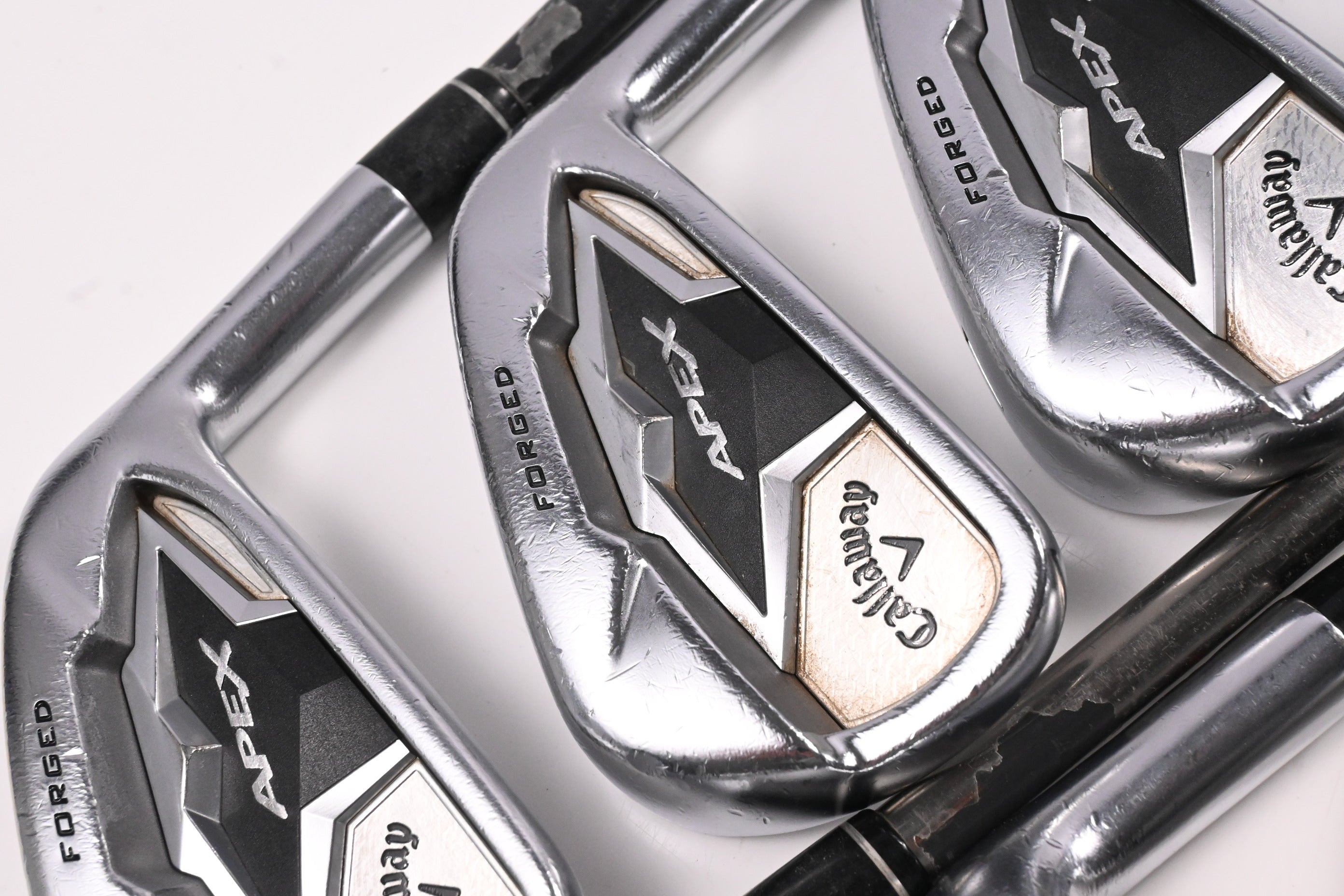 Callaway Apex 19 Irons / 5-PW+GW+SW / Regular Flex UST Recoil ESX 460 Shafts