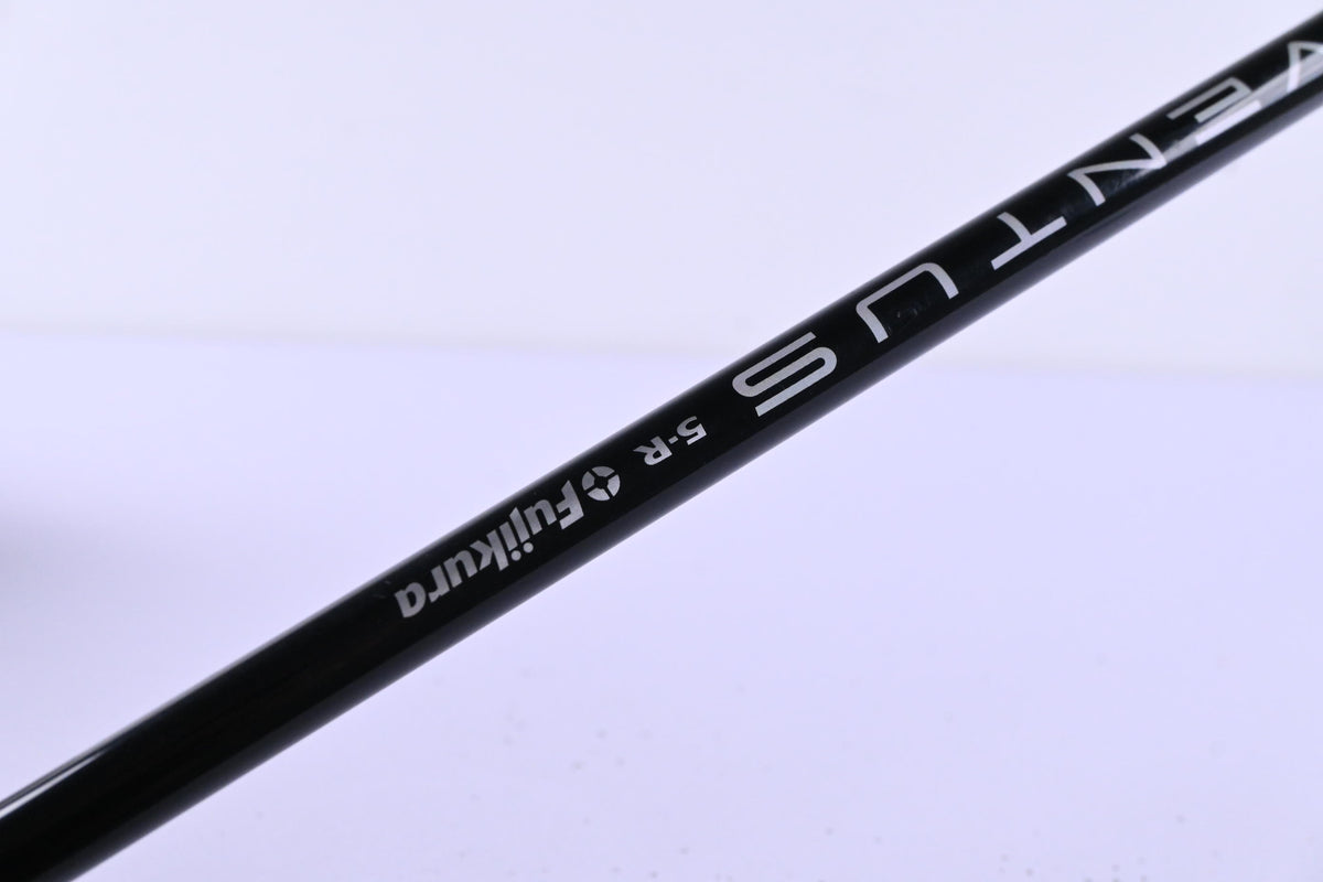 Taylormade Stealth HD Driver / 10.5 Degree / Regular Flex Fujikura Ventus Red 5