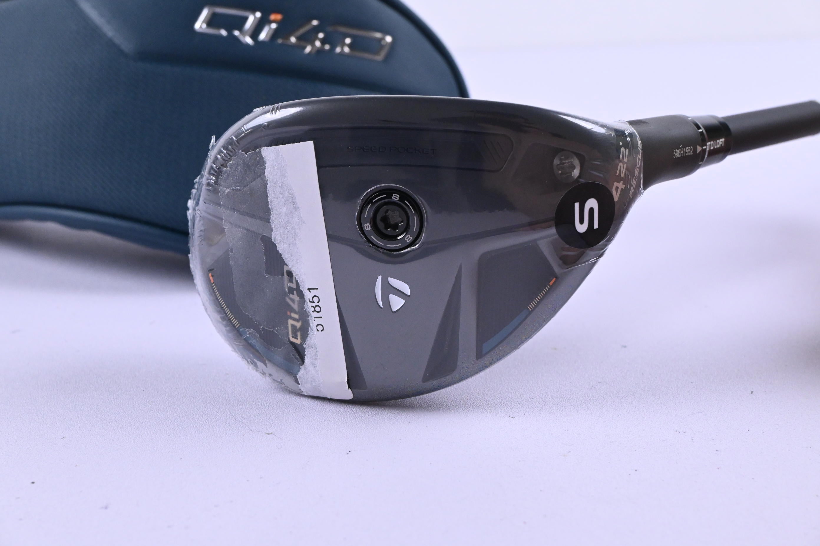 Taylormade Qi4D #4 Hybrid / 22 Degree / Stiff Flex Taylormade REAX 75 Shaft