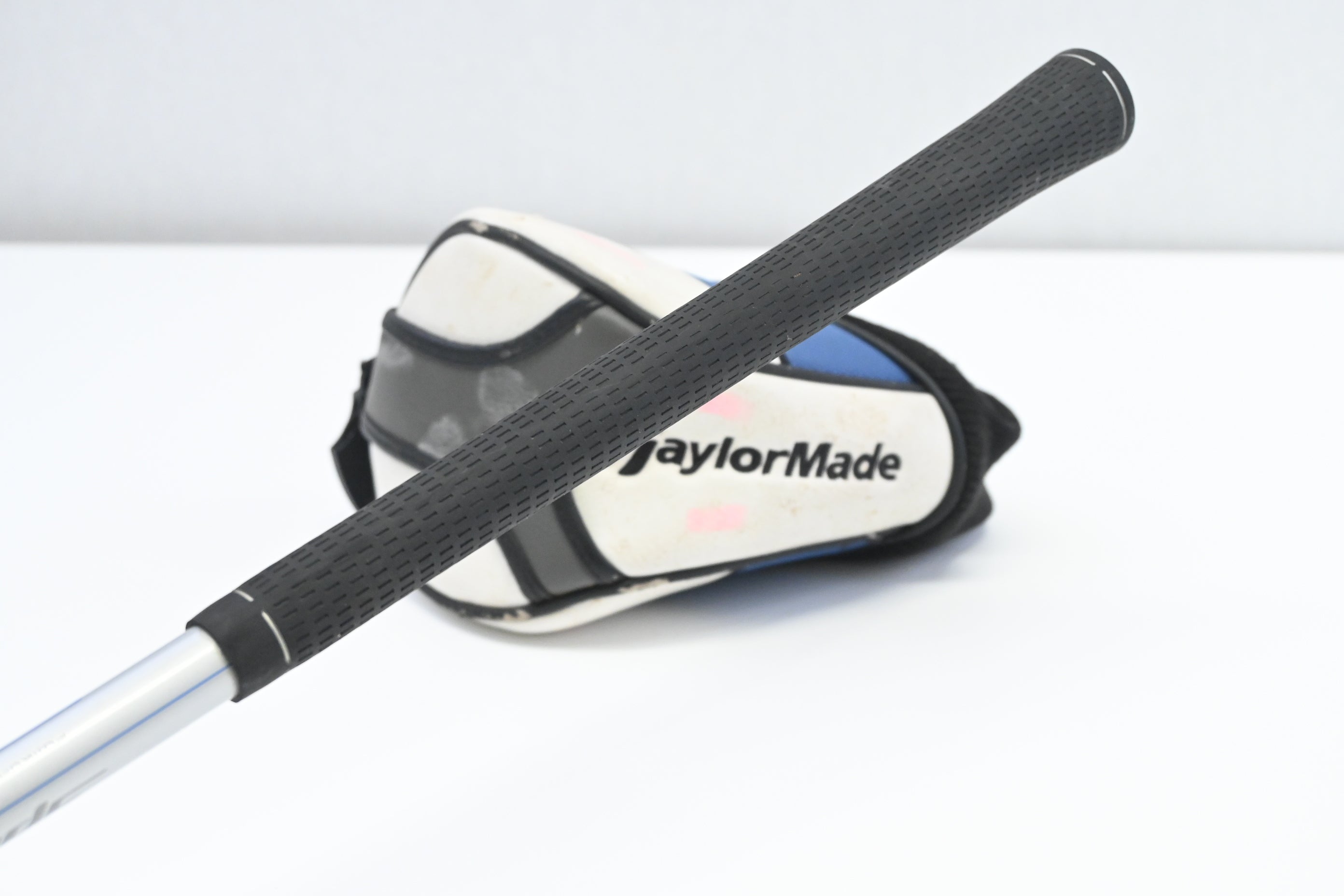 Taylormade SLDR-S #3 Wood / 15 Degree / Regular Flex Fujikura Speeder 65 Shaft