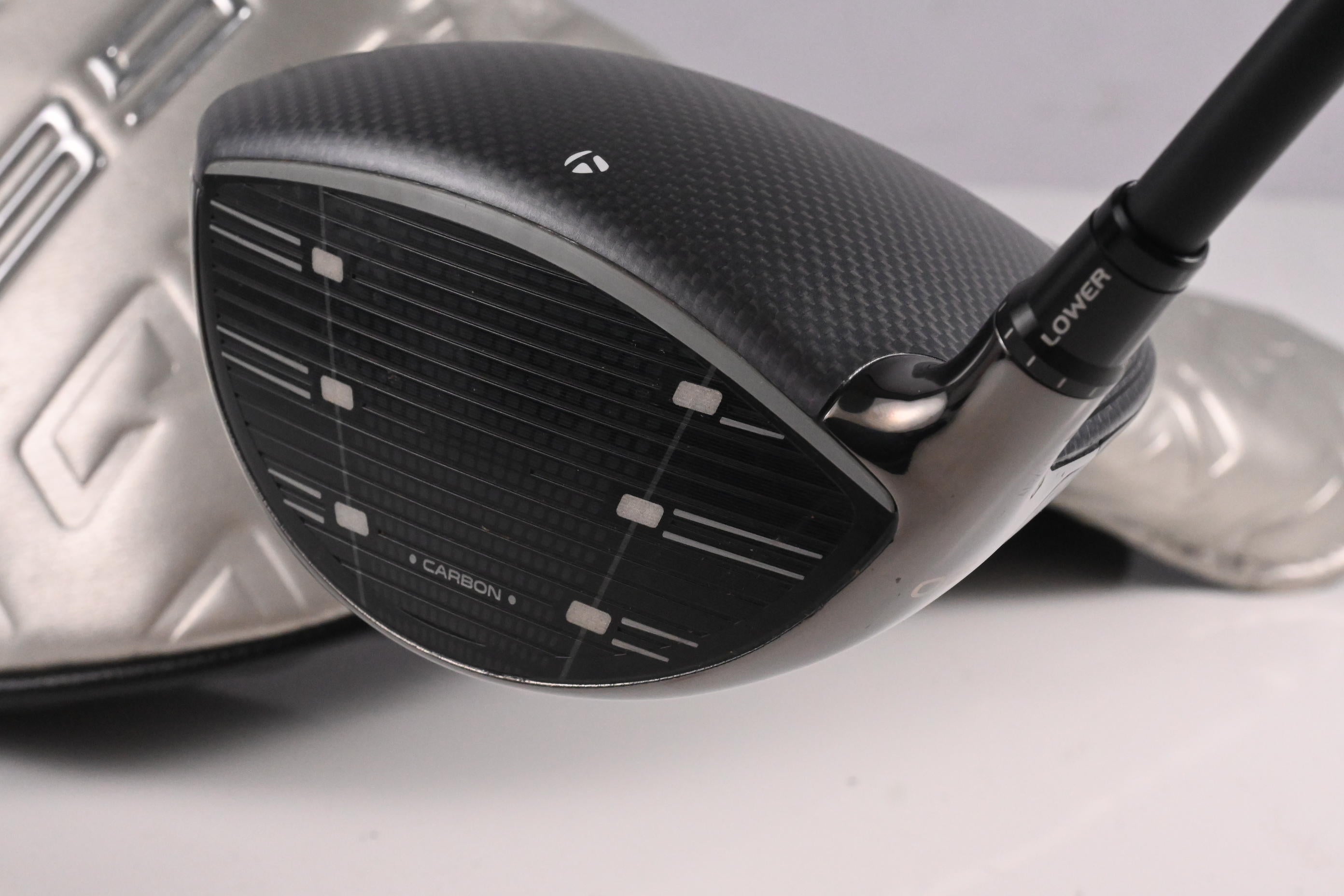 Taylormade Qi35 Driver / 9 Degree / Regular Flex Mitsubishi Kai'li Blue 60 Shaft