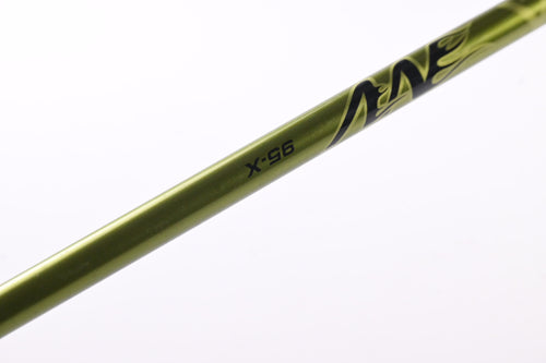 Titleist 915 F #3 Wood / 15 Degree / X-Flex Aldila NV Green 95 Shaft