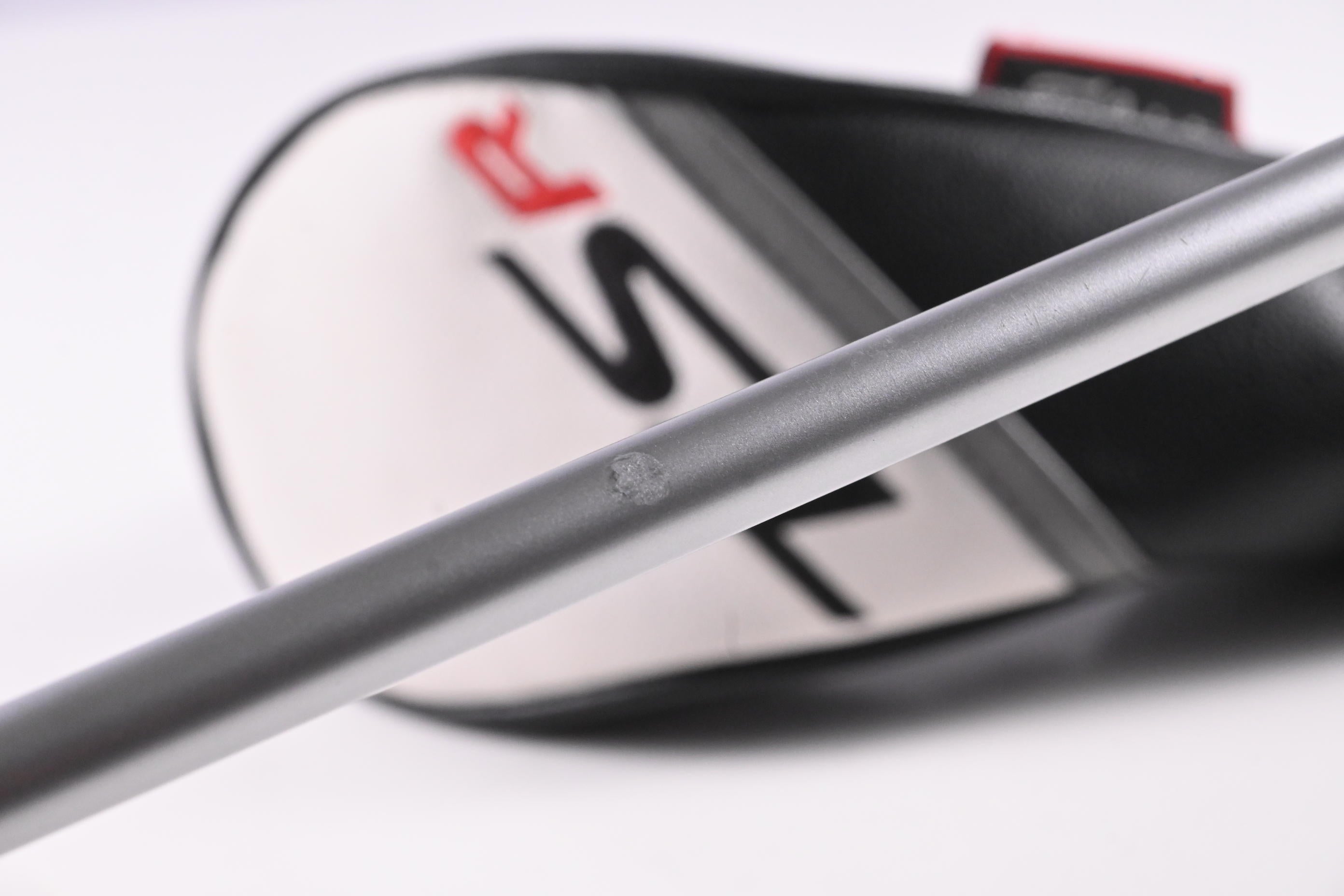Titleist TSR1 #5 Wood / 18 Degree / Regular Flex Mitsubishi MMT Silver 40 Shaft