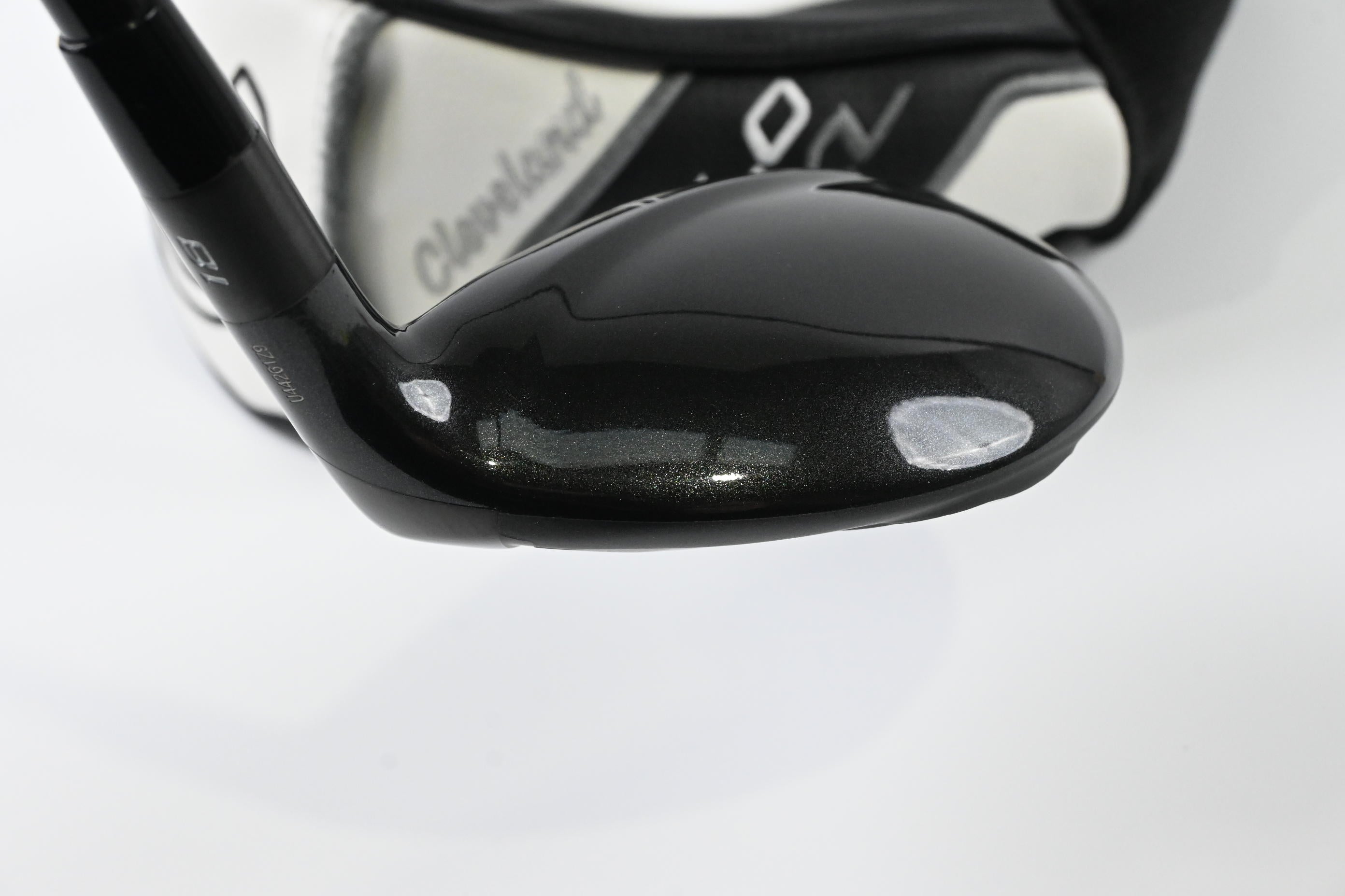 Cleveland Halo XL #3 Hybrid / 18 Degree / Regular Flex Tensei AV Raw Blue 65