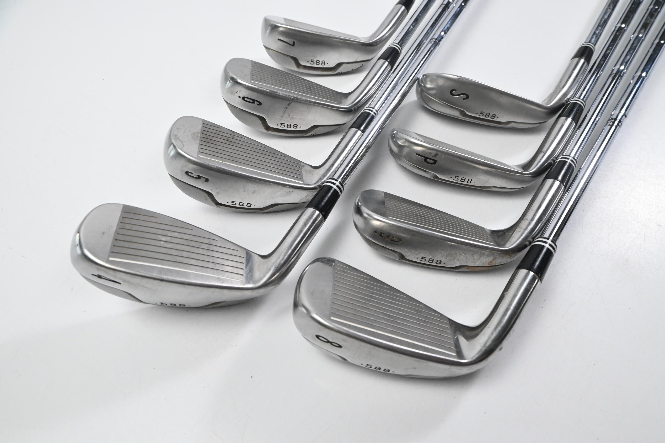Cleveland 588 Altitude Irons / 4-PW+SW / Stiff Flex Dynamic Gold S300 Shafts