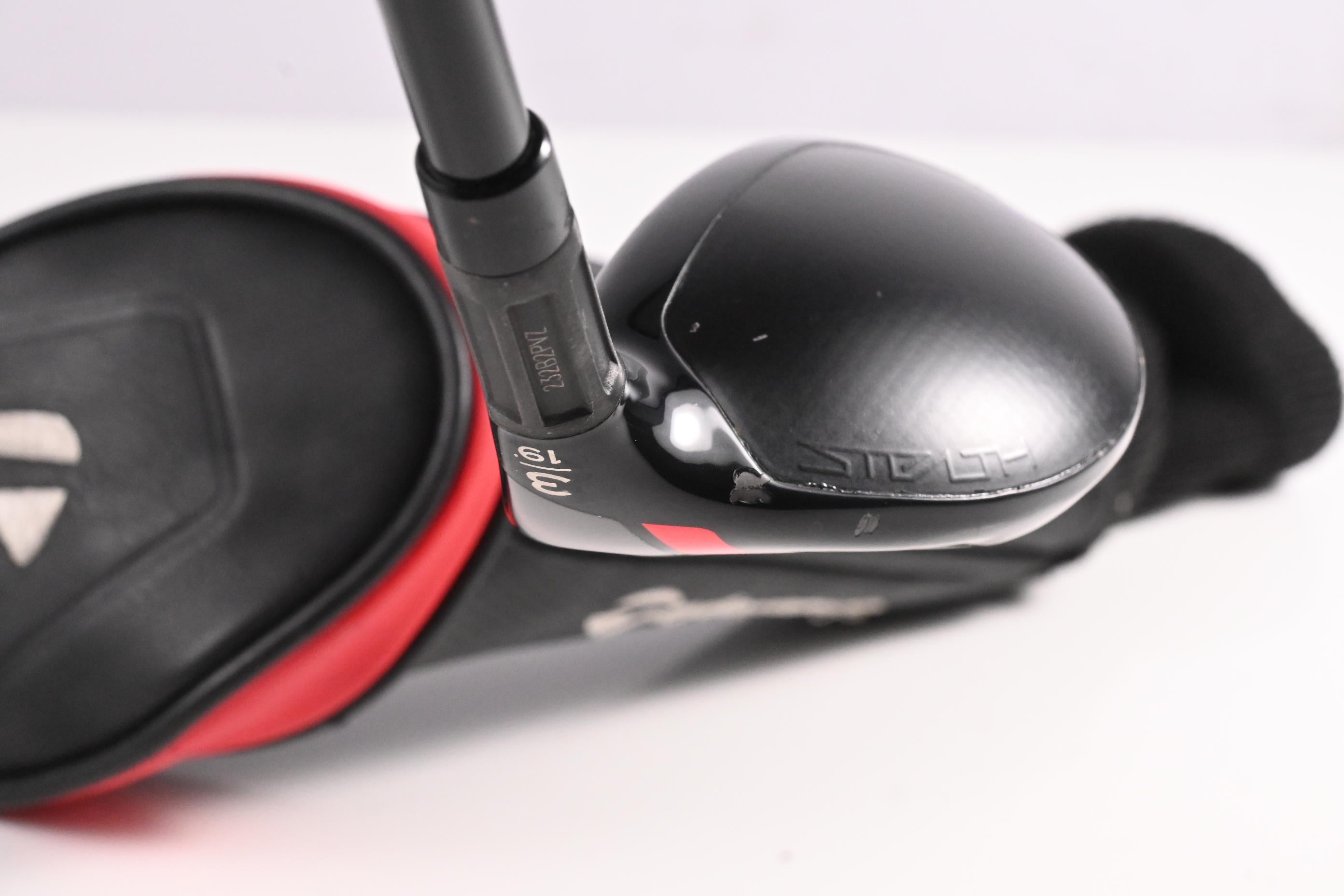 Taylormade Stealth #3 Hybrid / 19 Degree / Stiff Flex Fujikura Ventus Red 7