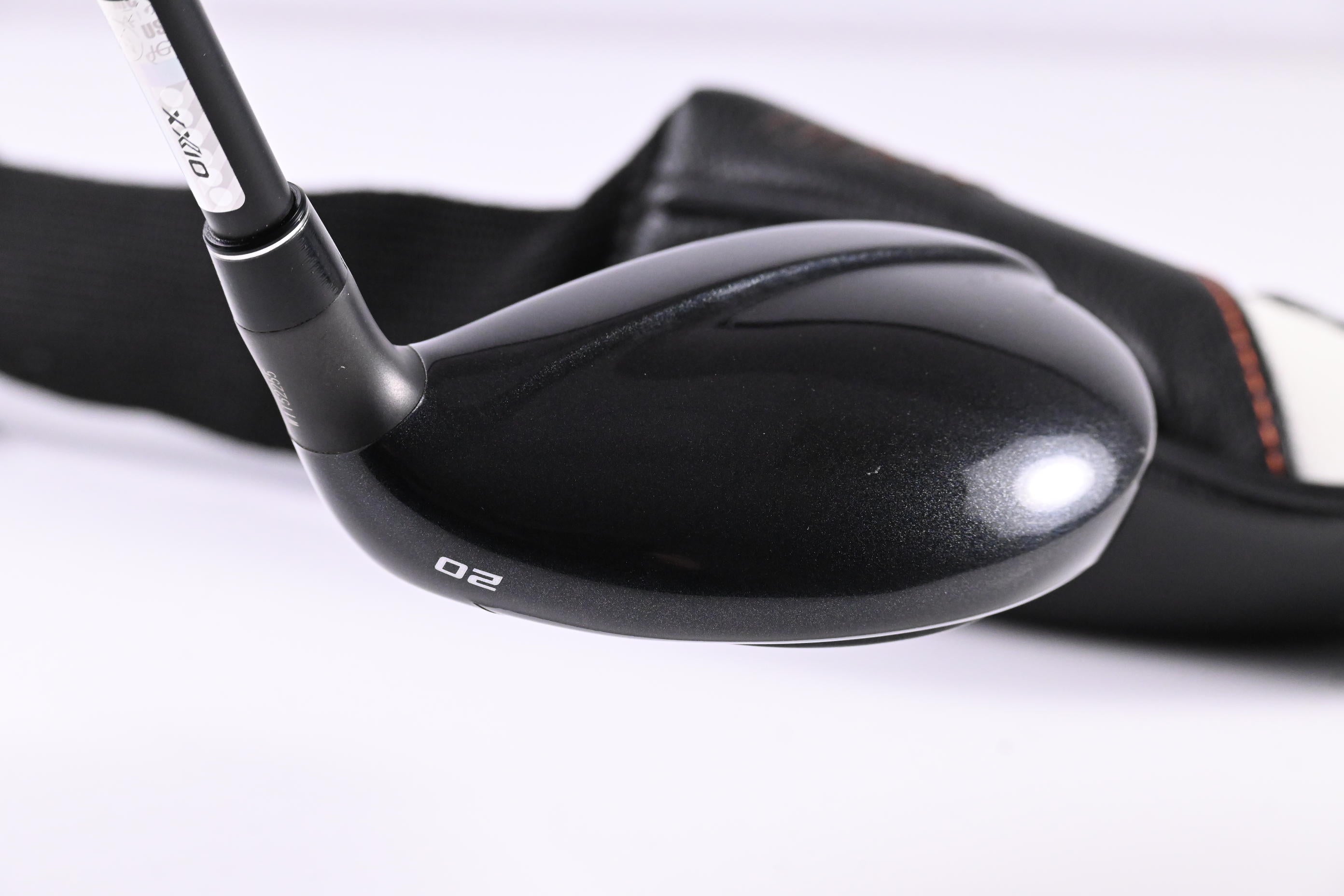 XXIO X Black #4 Hybrid / 20 Degree / Regular Flex Miyazaki AX-1 51 Shaft