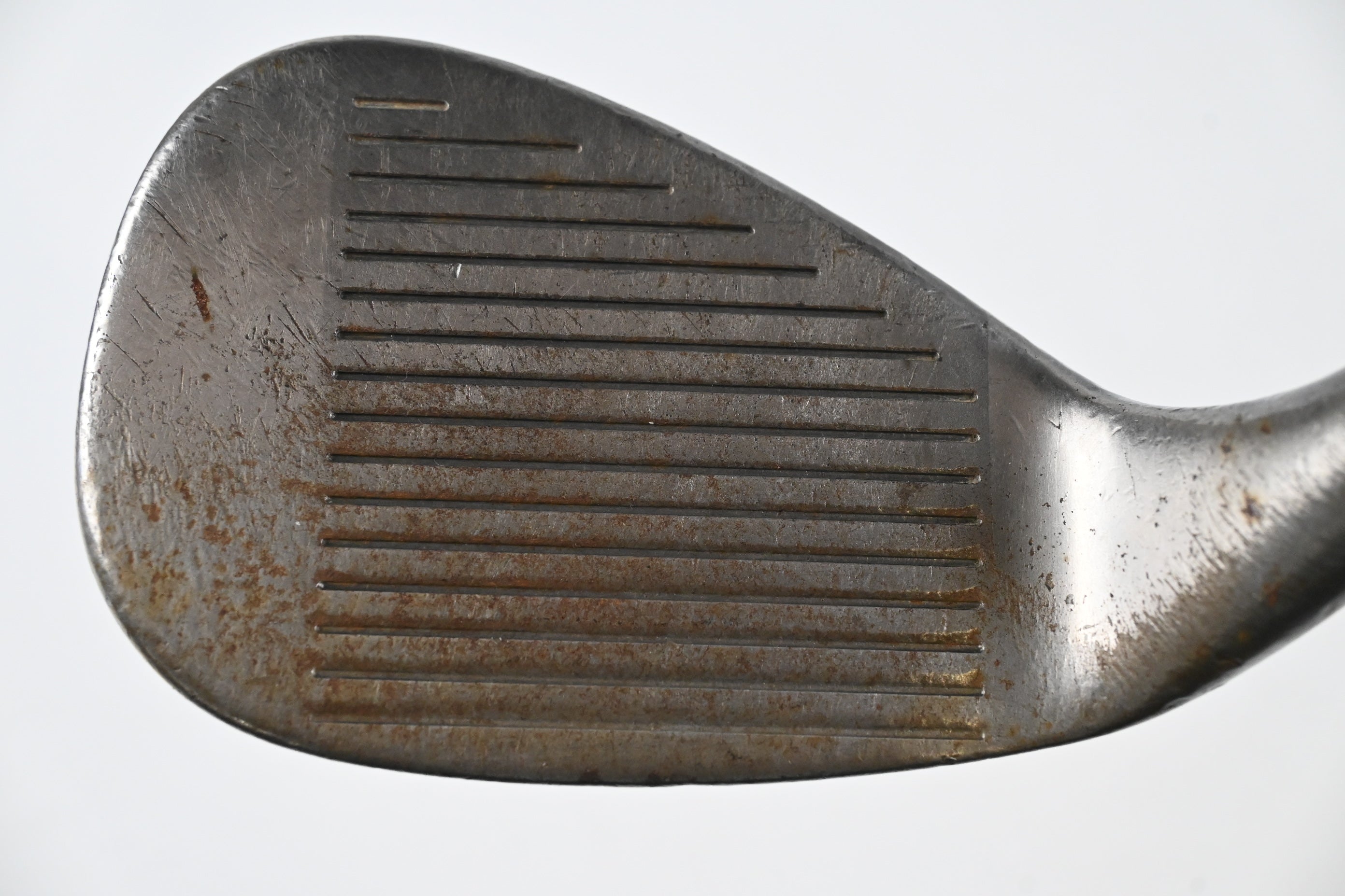 Cleveland 588 Tour Action Sand Wedge / 56 Degree / Ladies Flex Miyazaki Jinsoku