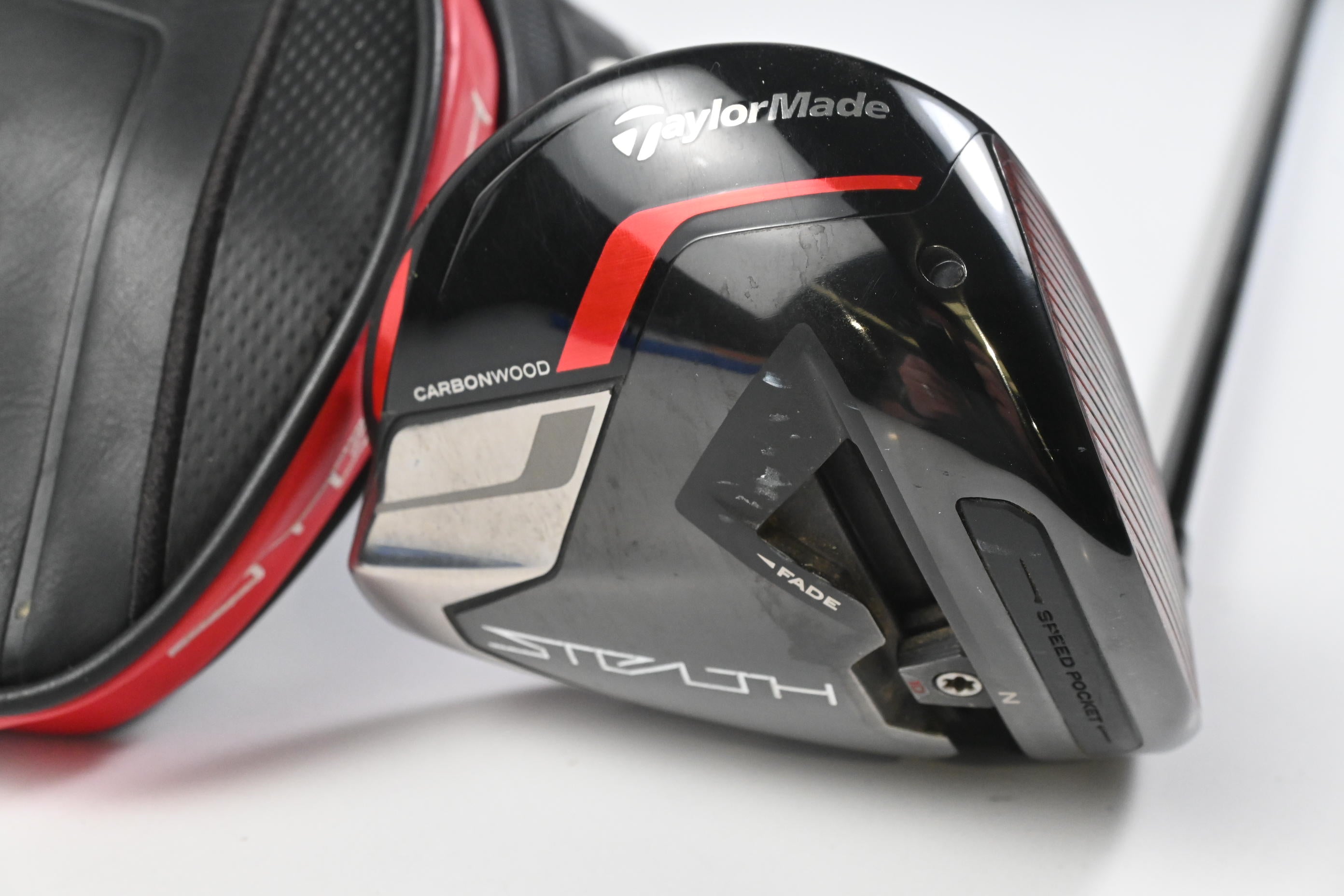 Taylormade Stealth Plus Driver / 9 Degree / Stiff Flex Kai'li White 60 Shaft