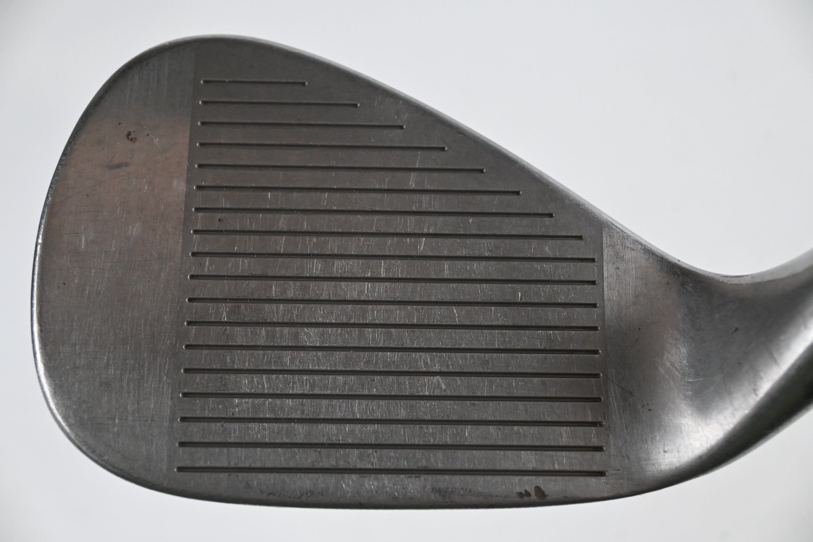 Taylormade Milled Grind Gap Wedge / 52 Degree / Wedge Flex KBS Tour 105