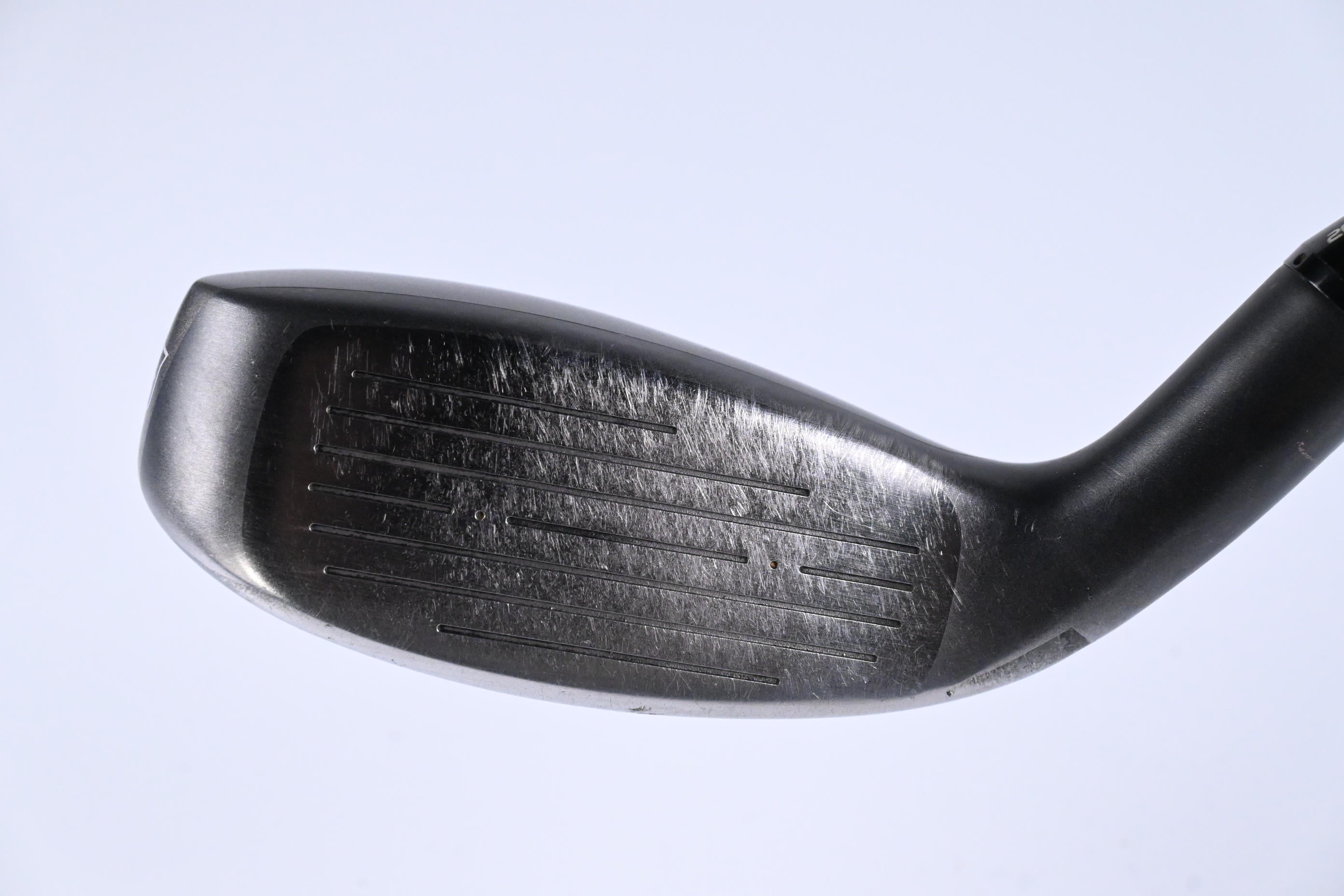 Wilson FG Tour M3 #4 Hybrid / 21 Degree / Regular Flex Aldila RIP Phenom 85