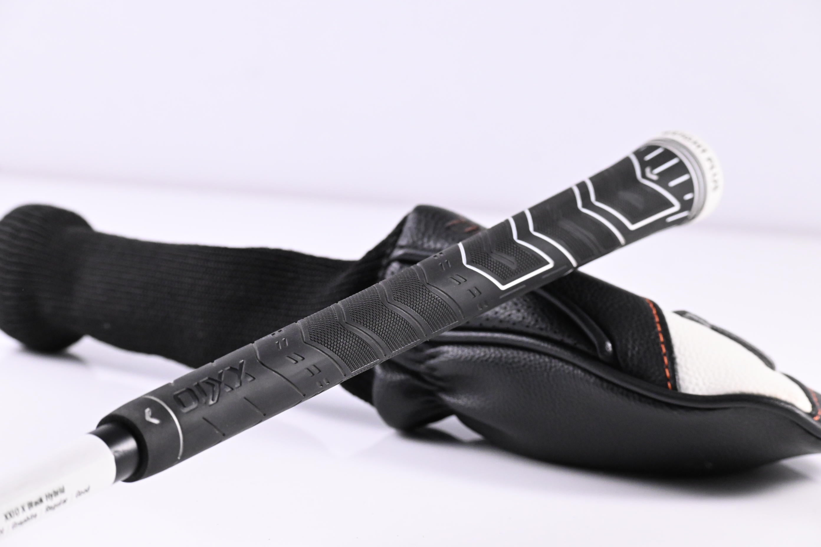 XXIO X Black #4 Hybrid / 20 Degree / Regular Flex Miyazaki AX-1 51 Shaft