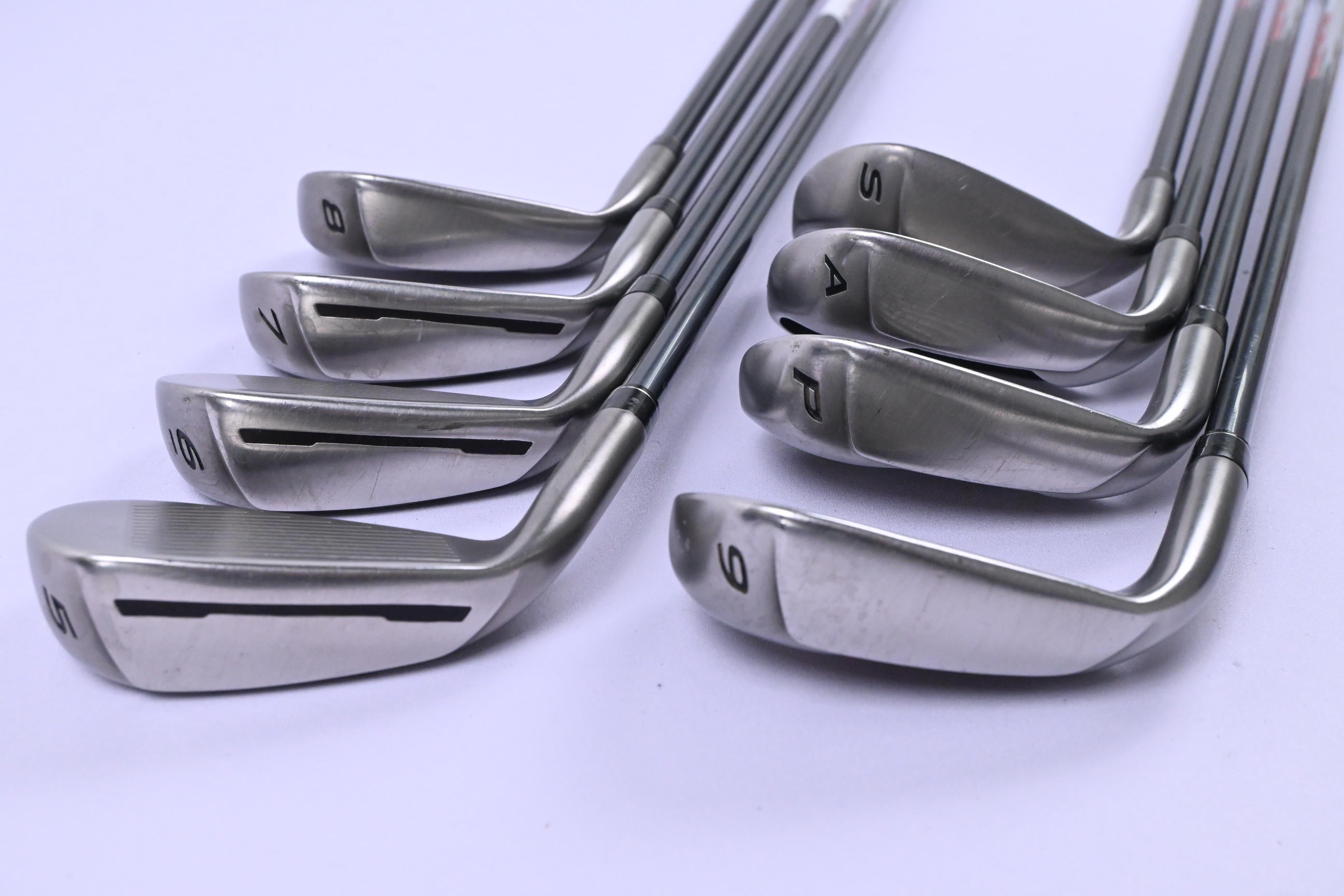 Taylormade Aeroburner Irons / 5-PW+GW+SW / Regular Flex REAX 60 Shafts