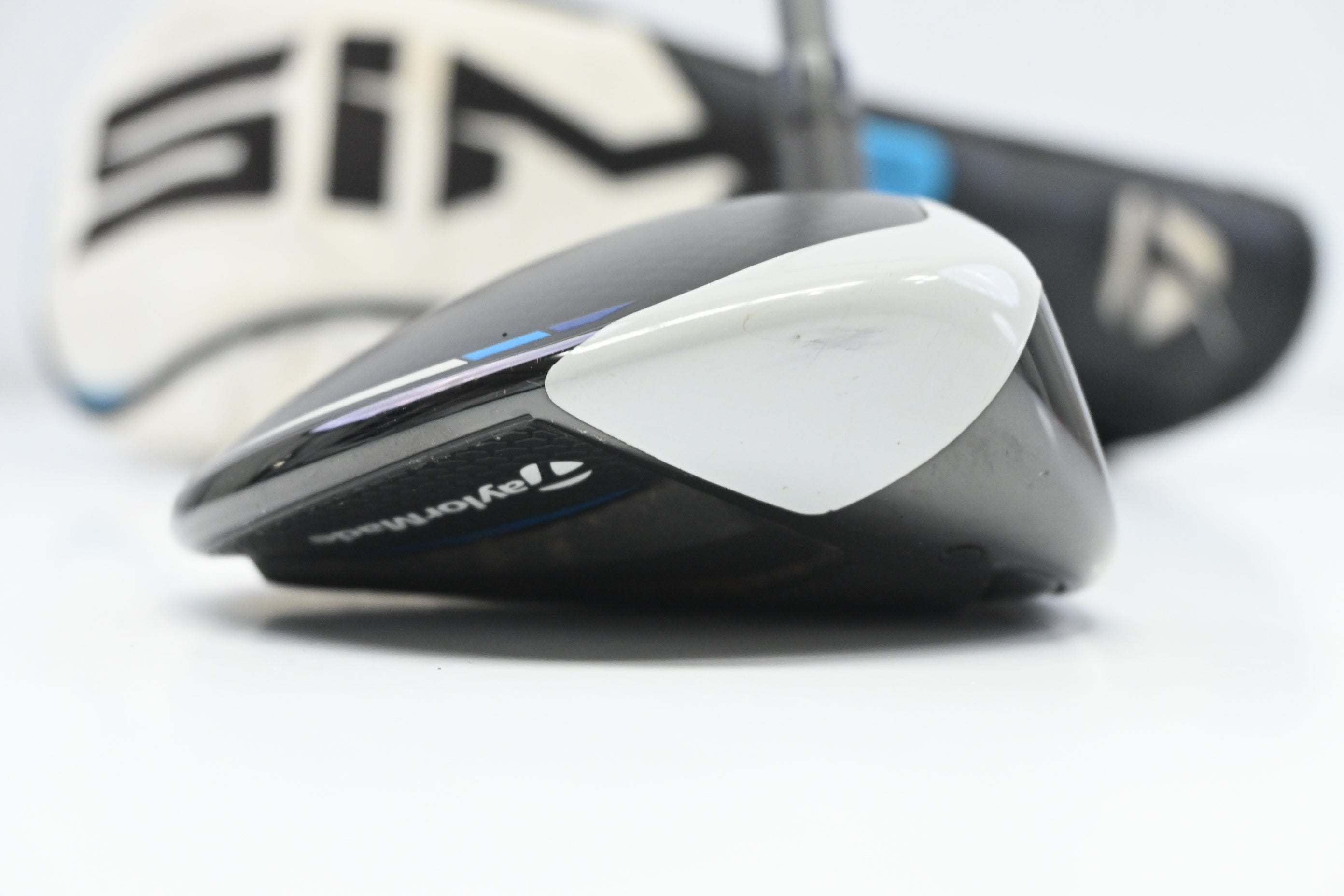 Taylormade SIM2 Max #3 Wood / 16.5 Degree / X-Flex HZRDUS Smoke Green 70 Shaft