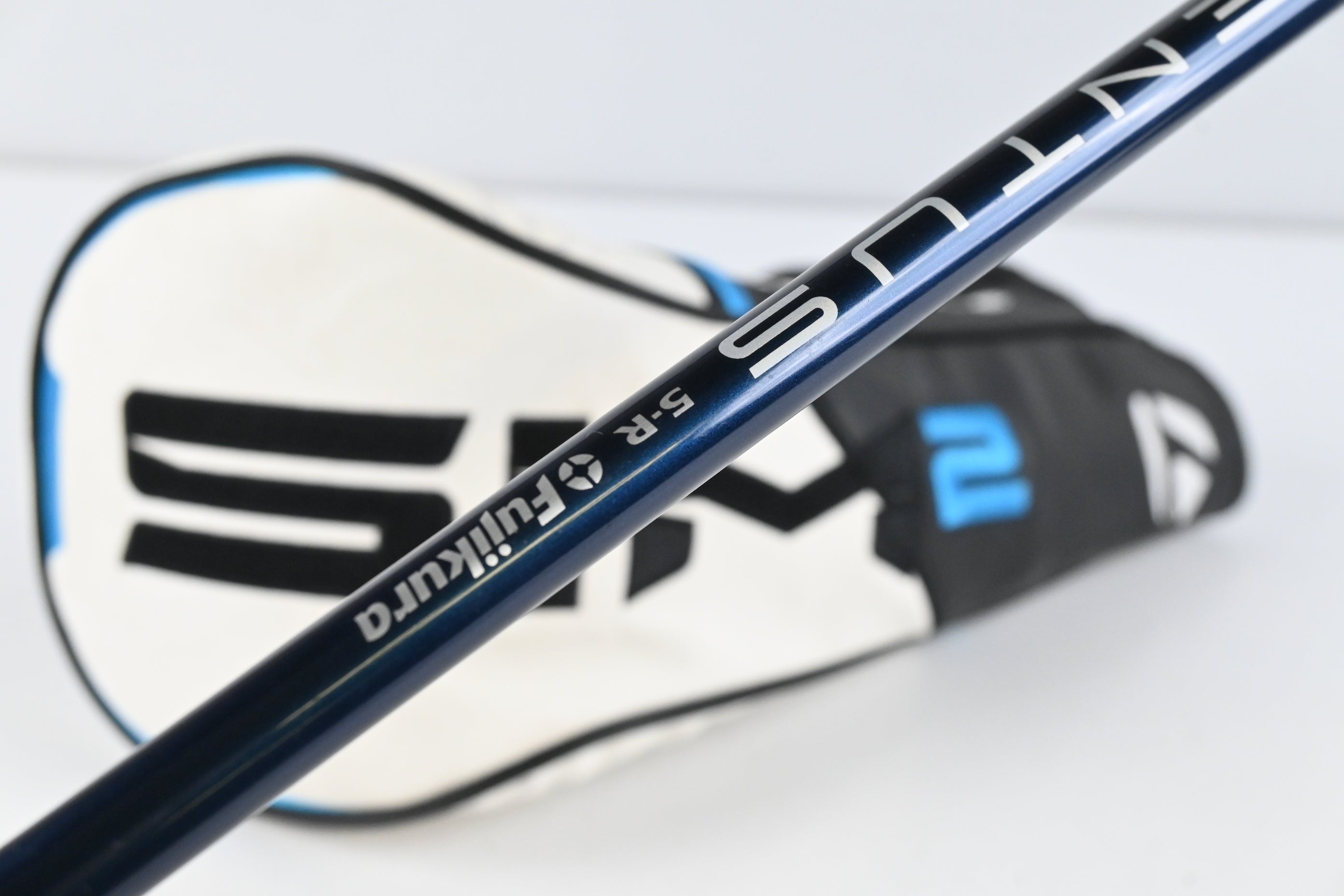 Taylormade SIM2 Max Driver / 10.5 Degree / Regular Flex Fujikura Ventus Blue 5