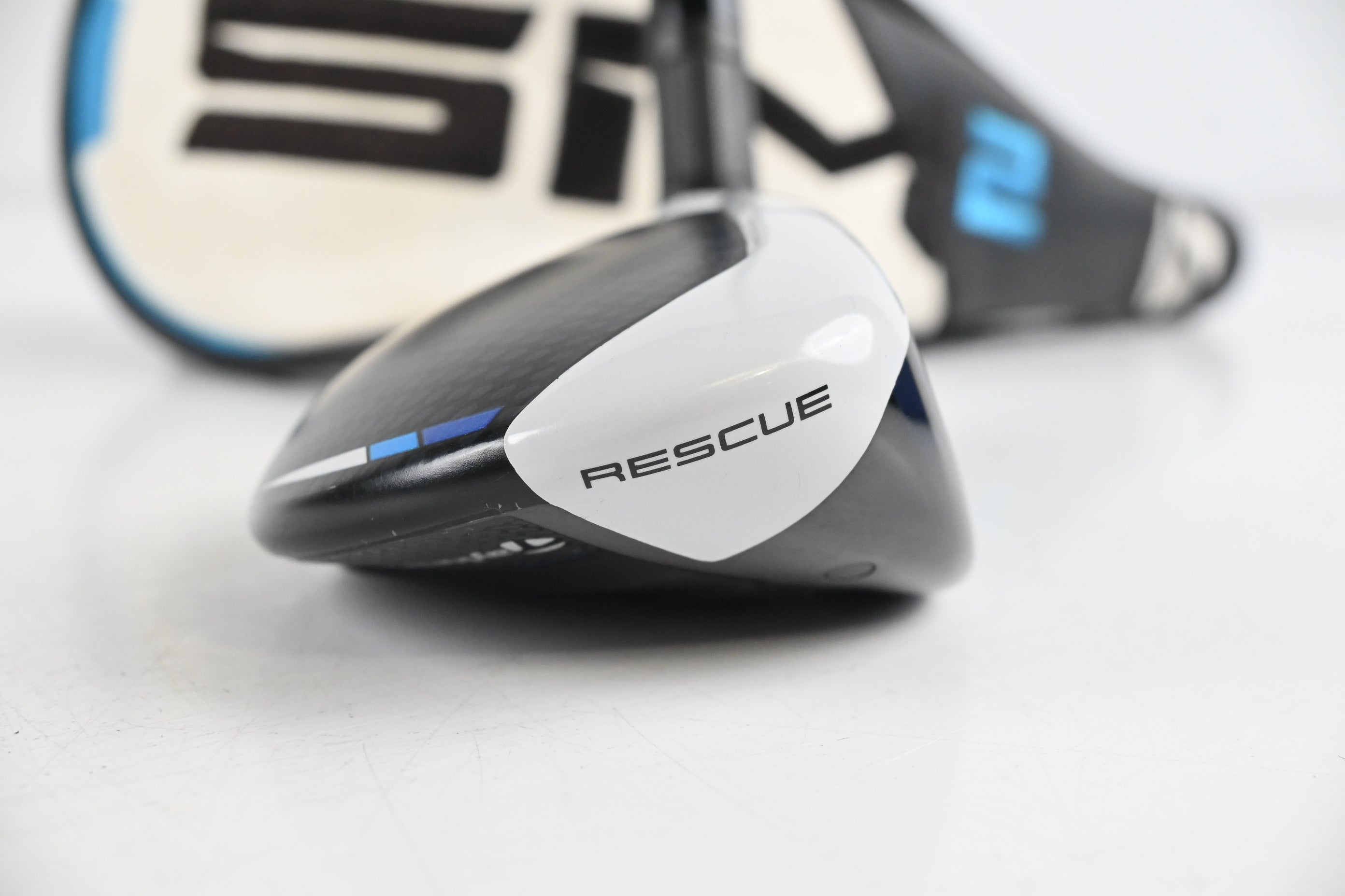 Taylormade SIM2 Max #3 Hybrid / 19 Degree / Stiff Flex Ventus Blue 7 Shaft