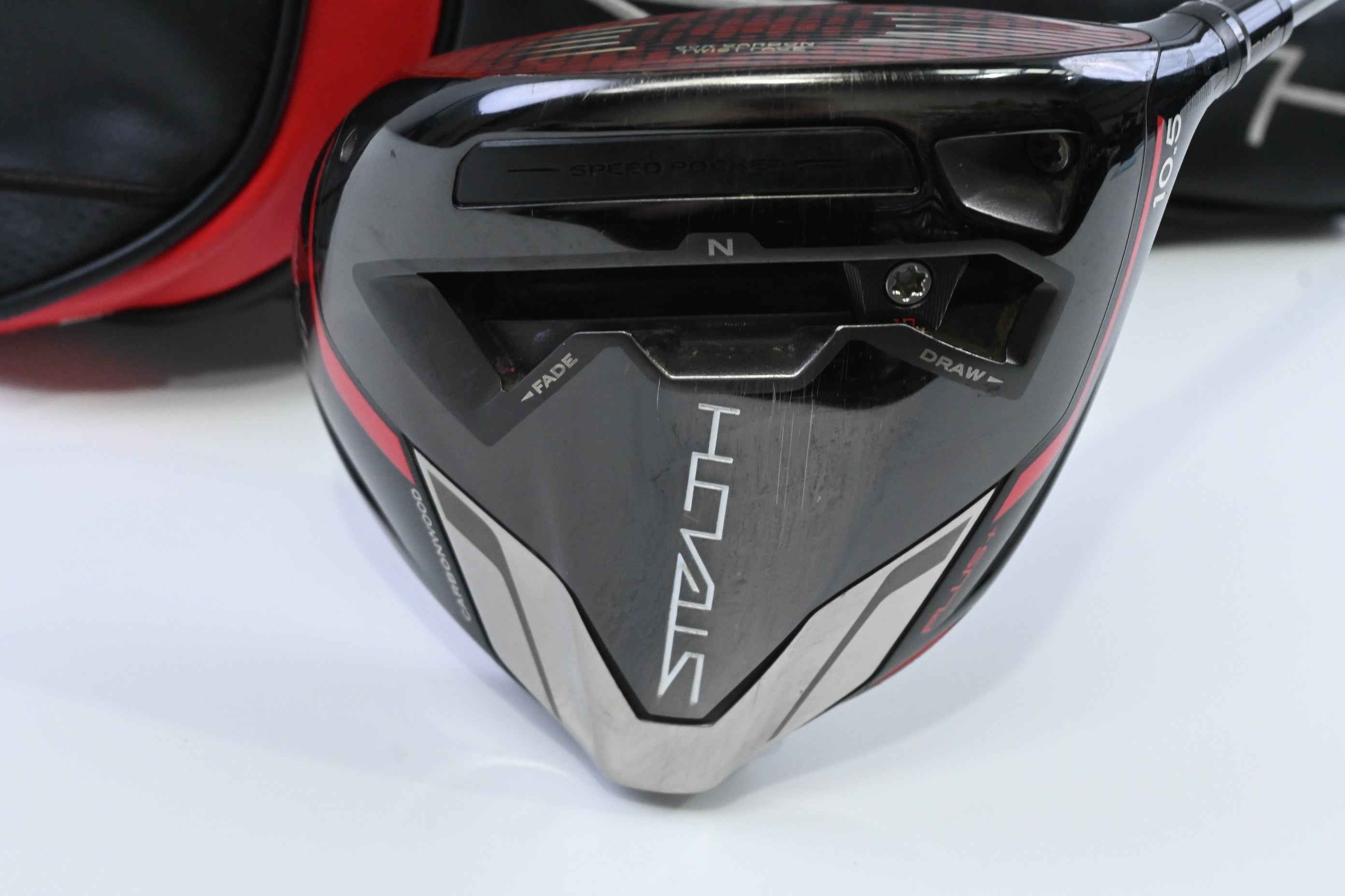 Taylormade Stealth Plus Driver / 10.5 Degree / Regular Flex Fujikura Speeder NX