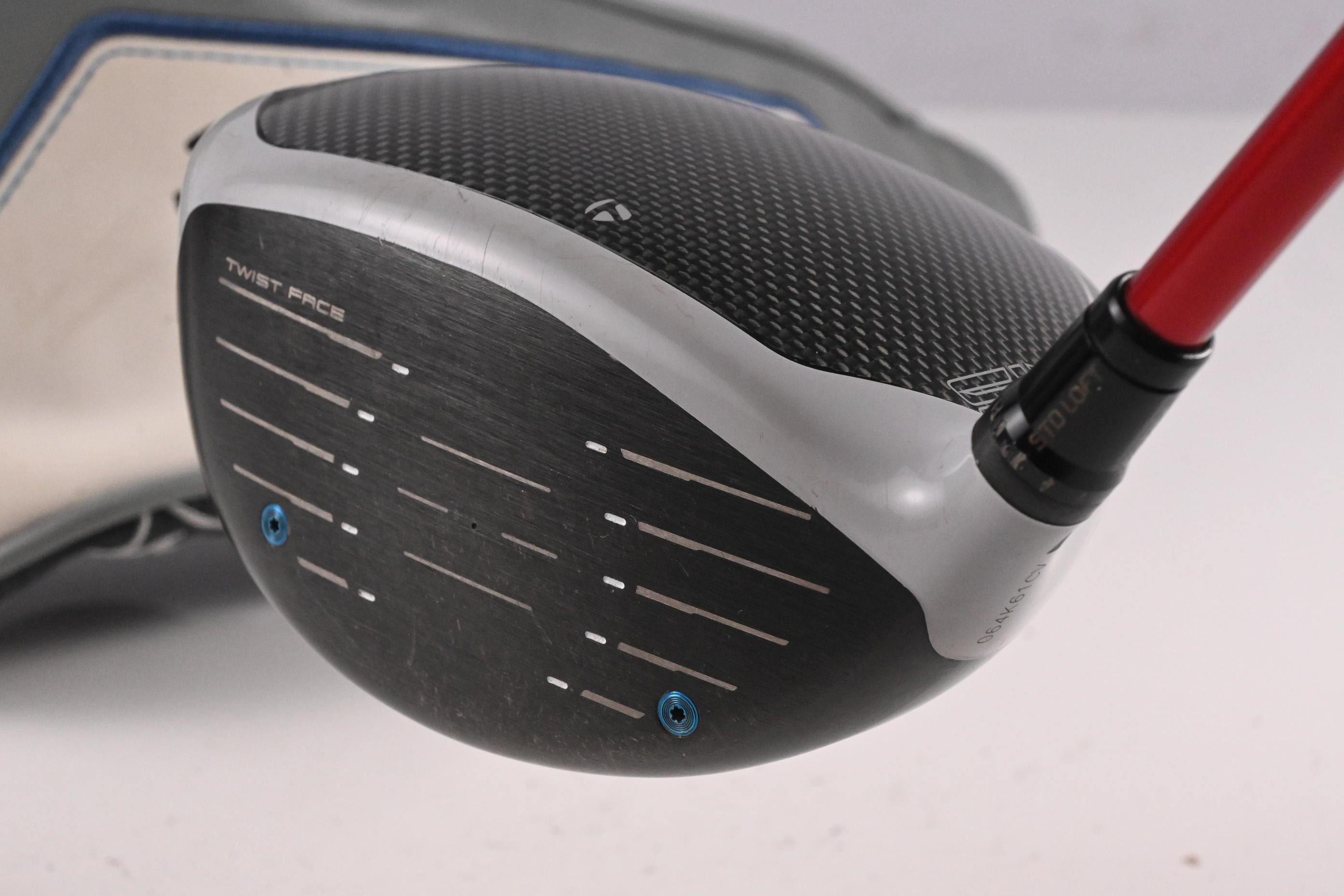 Taylormade SIM Max Driver / 9 Degree / Regular Flex Fujikura Ventus Red 5 Shaft
