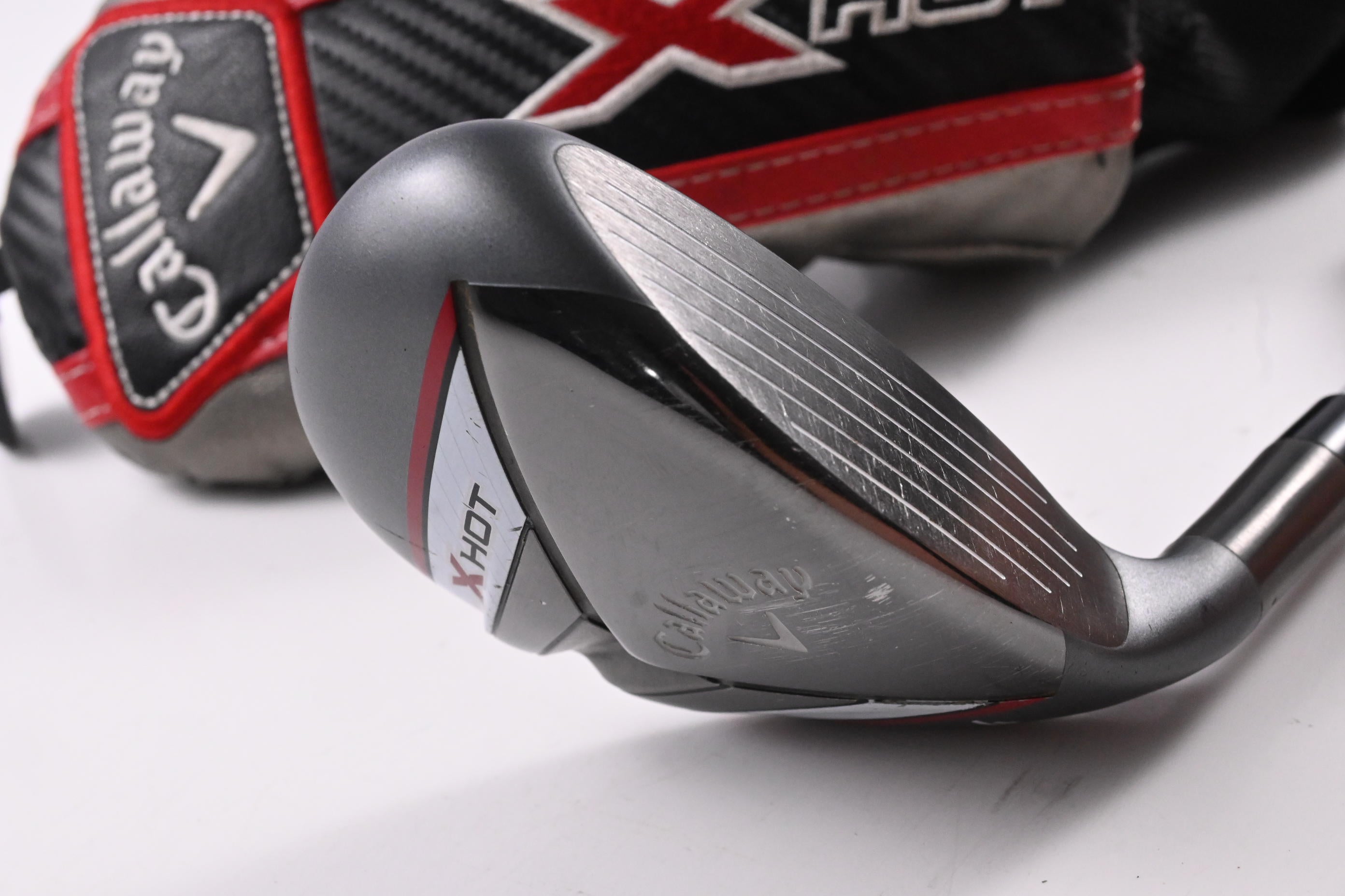 Callaway X Hot #4 Hybrid / 22 Degree / Regular Flex Project X PXV Shaft