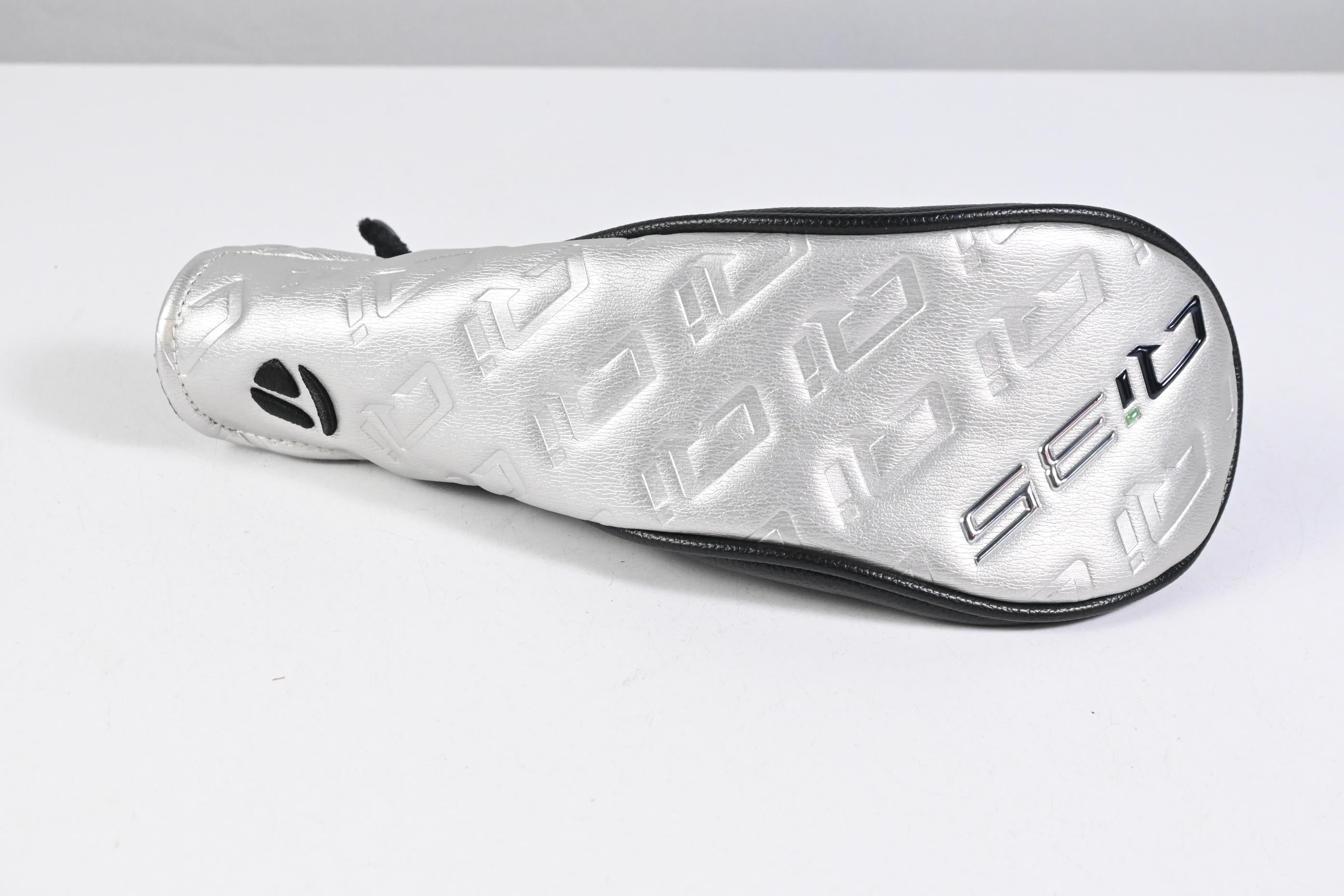 Taylormade Qi35 Max Lite #5 Hybrid / 27 Degree / Senior Flex Vanquish 4 Shaft