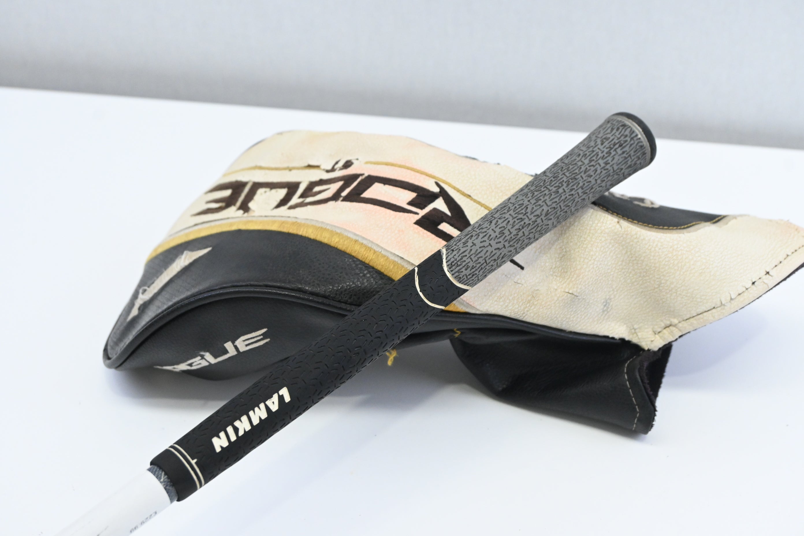 Callaway Rogue ST MAX Driver / 10.5 Degree / Stiff Flex Tensei AV Blue 55 Shaft