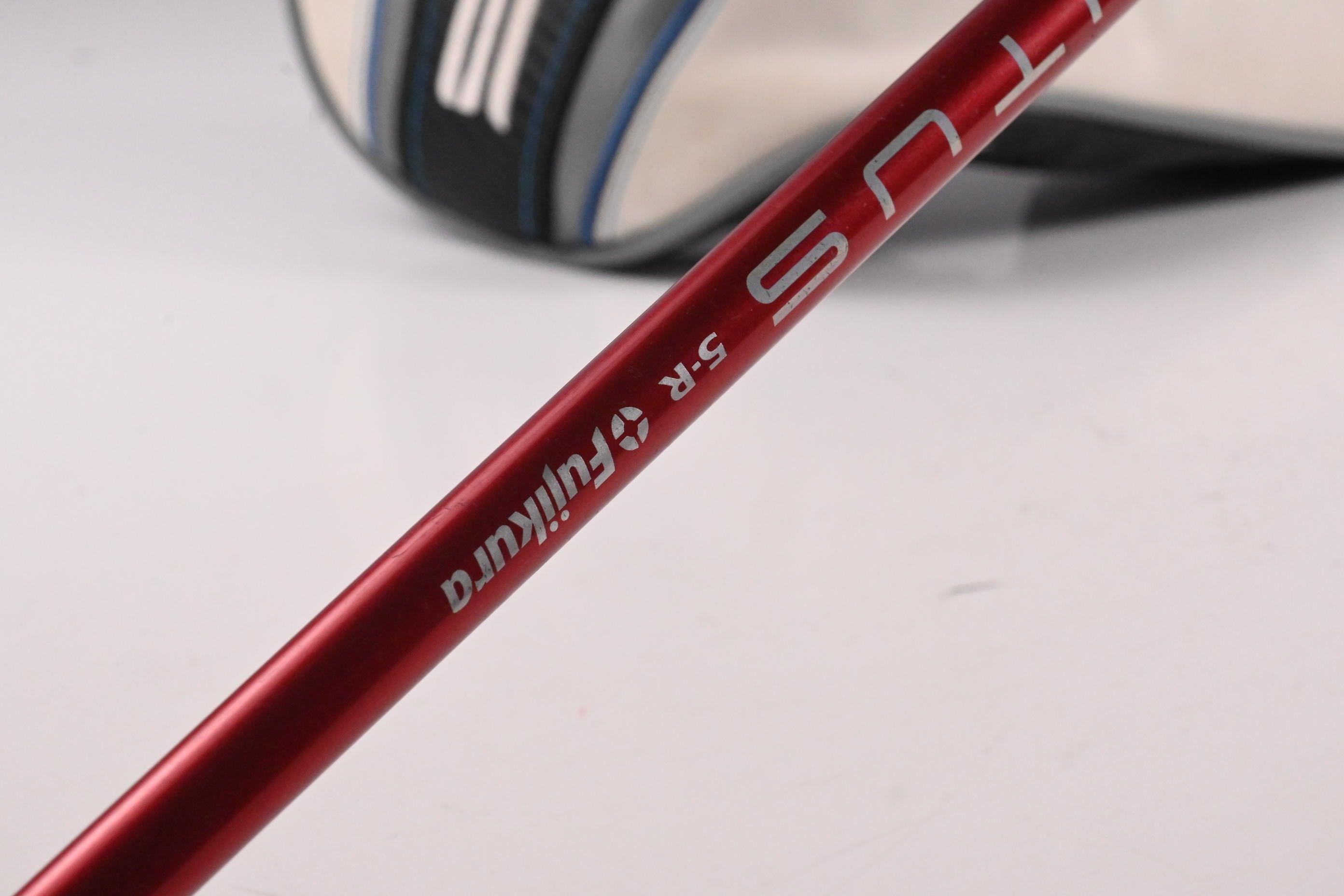 Taylormade SIM Max Driver / 9 Degree / Regular Flex Fujikura Ventus Red 5 Shaft