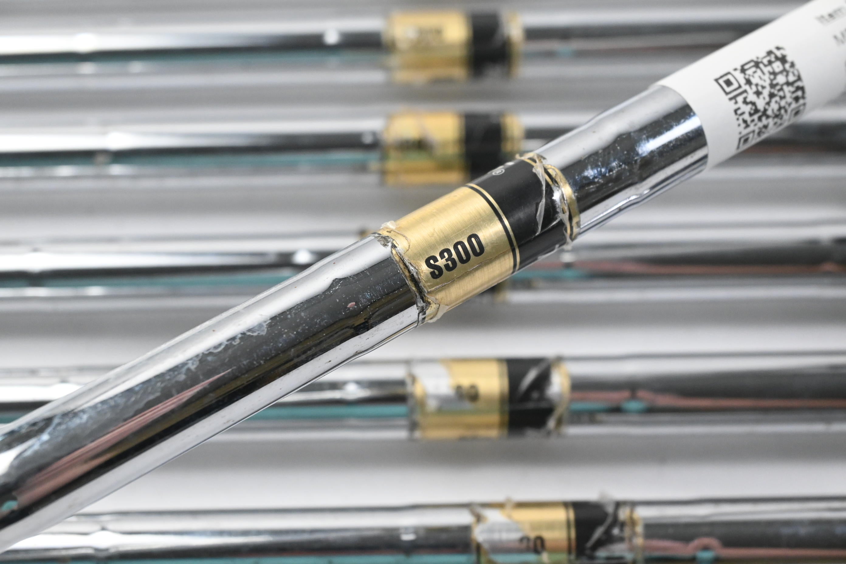 Mizuno MP-30 Irons / 4-PW / Stiff Flex Dynamic Gold S300 Shafts
