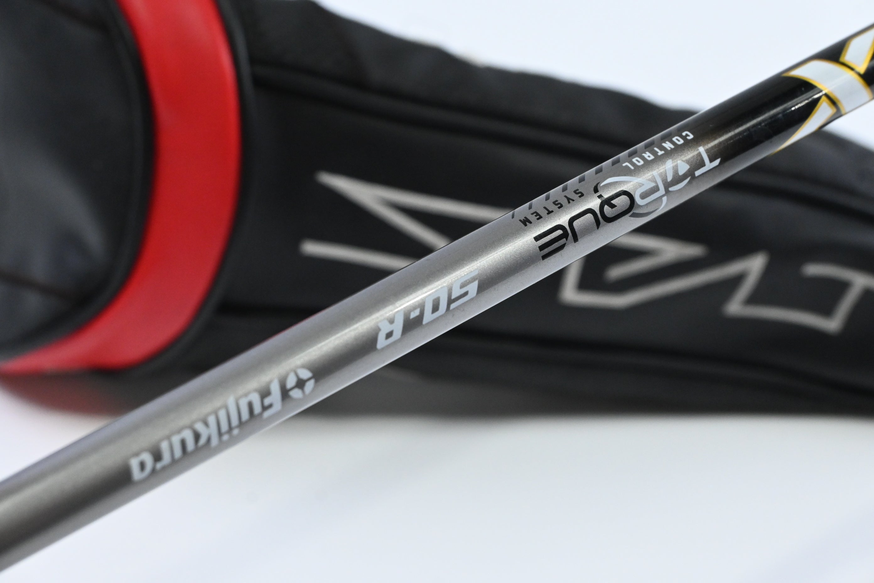 Taylormade Stealth Plus Driver / 10.5 Degree / Regular Flex Fujikura Speeder NX