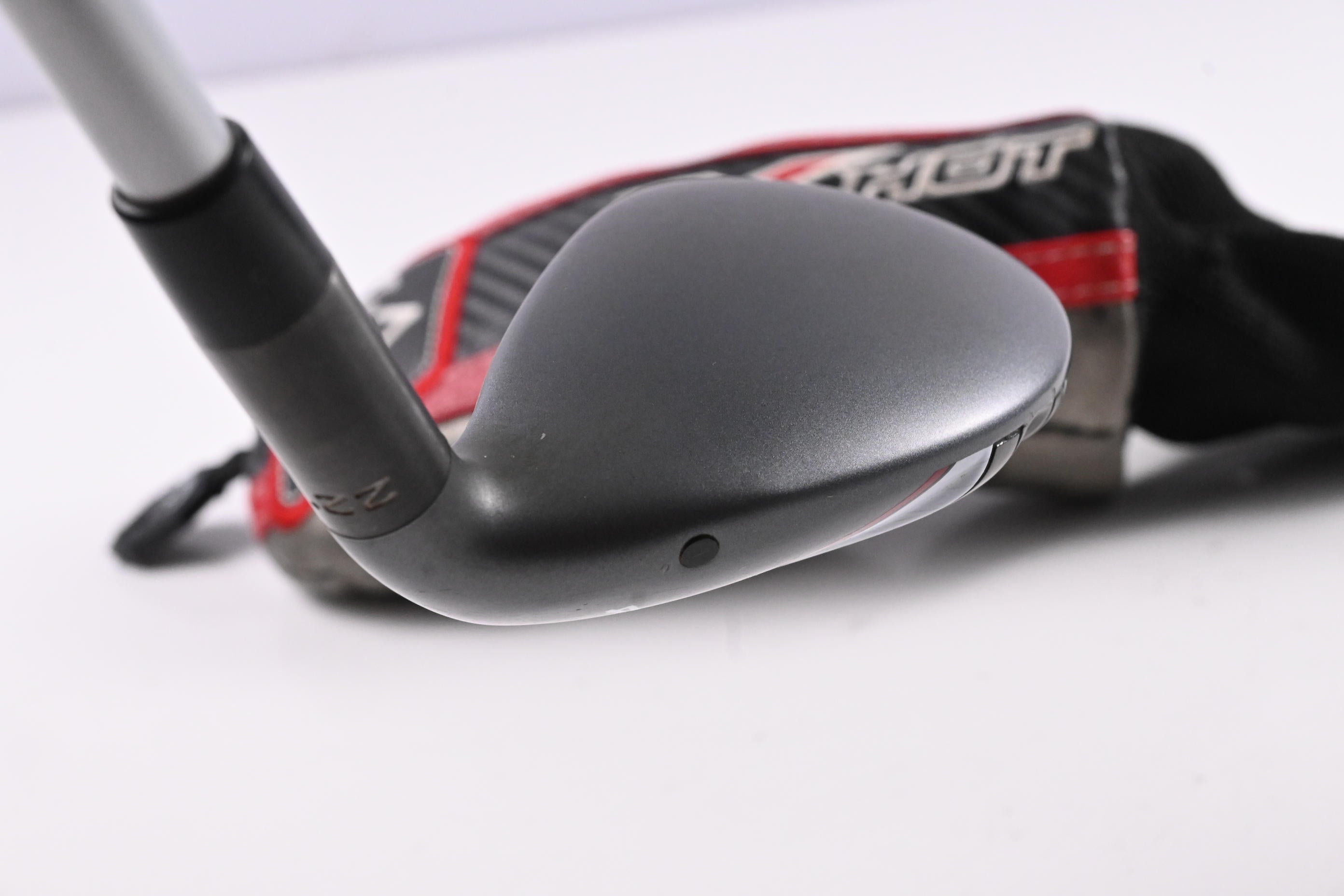 Callaway X Hot #4 Hybrid / 22 Degree / Regular Flex Project X PXV Shaft