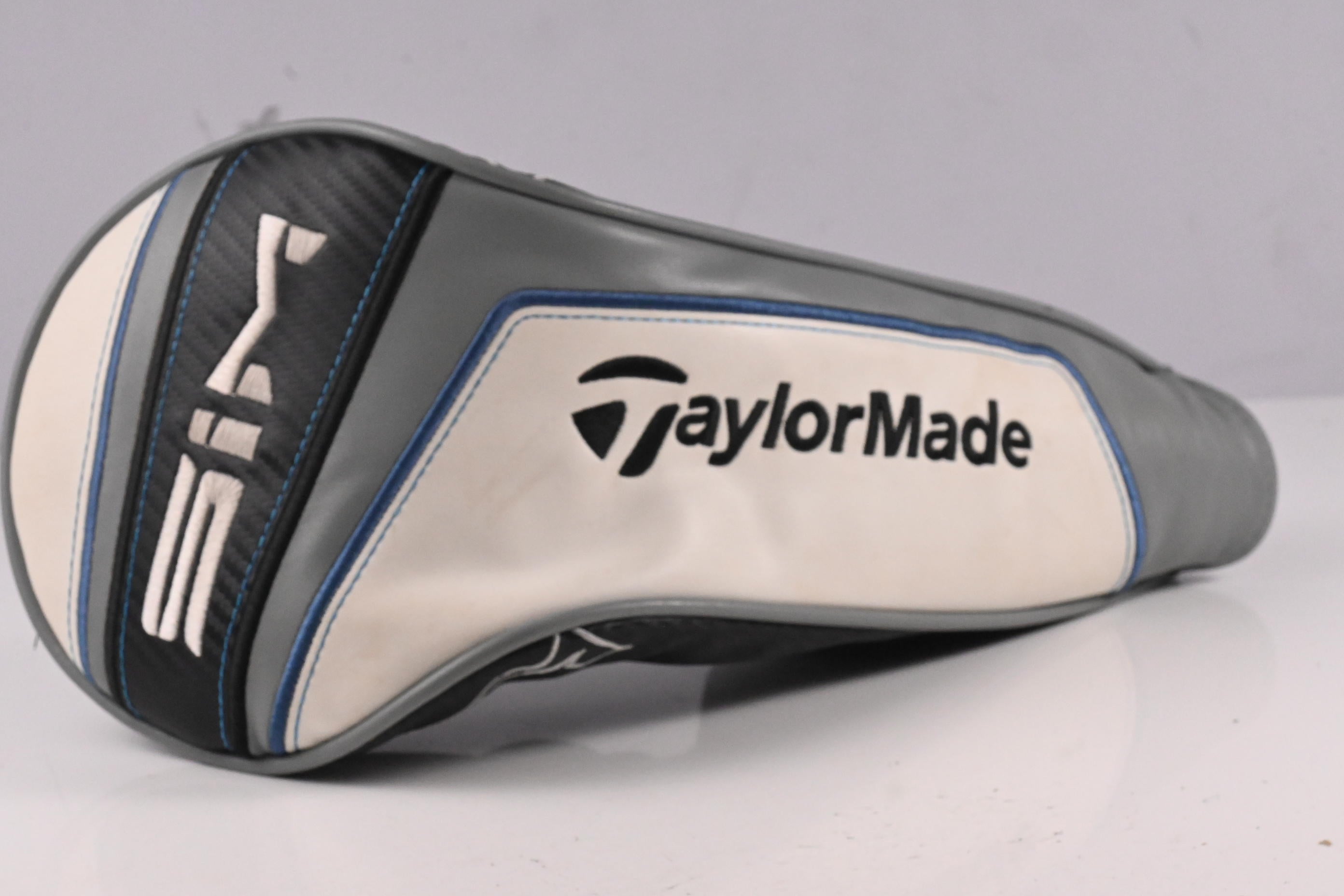 Taylormade SIM Max Driver / 9 Degree / Regular Flex Fujikura Ventus Red 5 Shaft