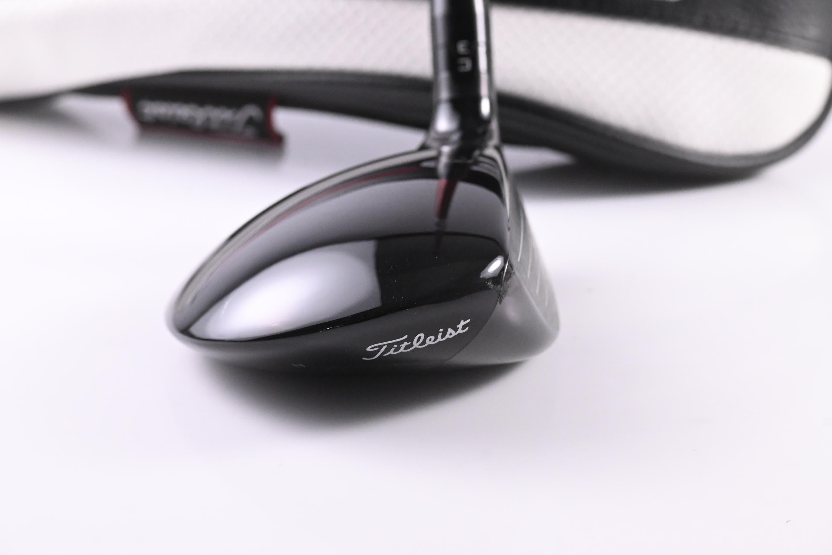 Titleist GT2 #5 Wood / 18 Degree / Regular Flex Project X Denali Red 60 Shaft
