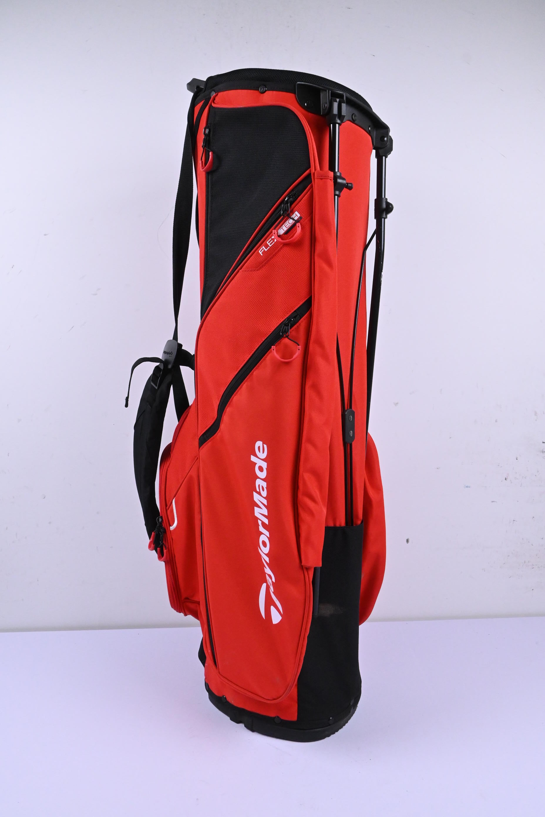 Taylormade Flex Tech Lite Stand Bag / 4-Way Divider / Red & Black