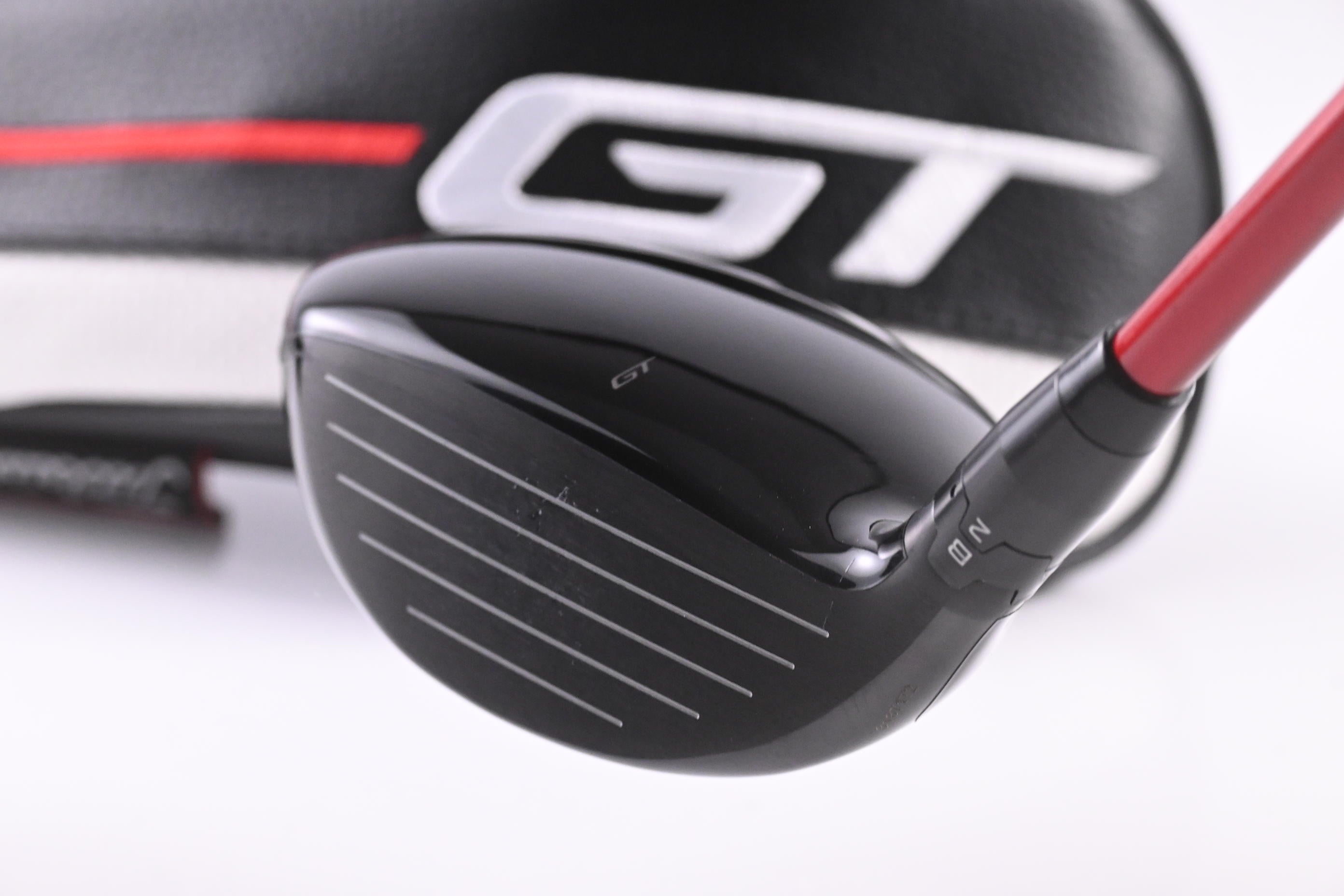 Titleist GT2 #5 Wood / 18 Degree / Regular Flex Project X Denali Red 60 Shaft