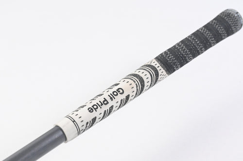 Titleist 915H #2 Hybrid / 18 Degree / Stiff Flex Aldila RIP Phenom 80 Shaft