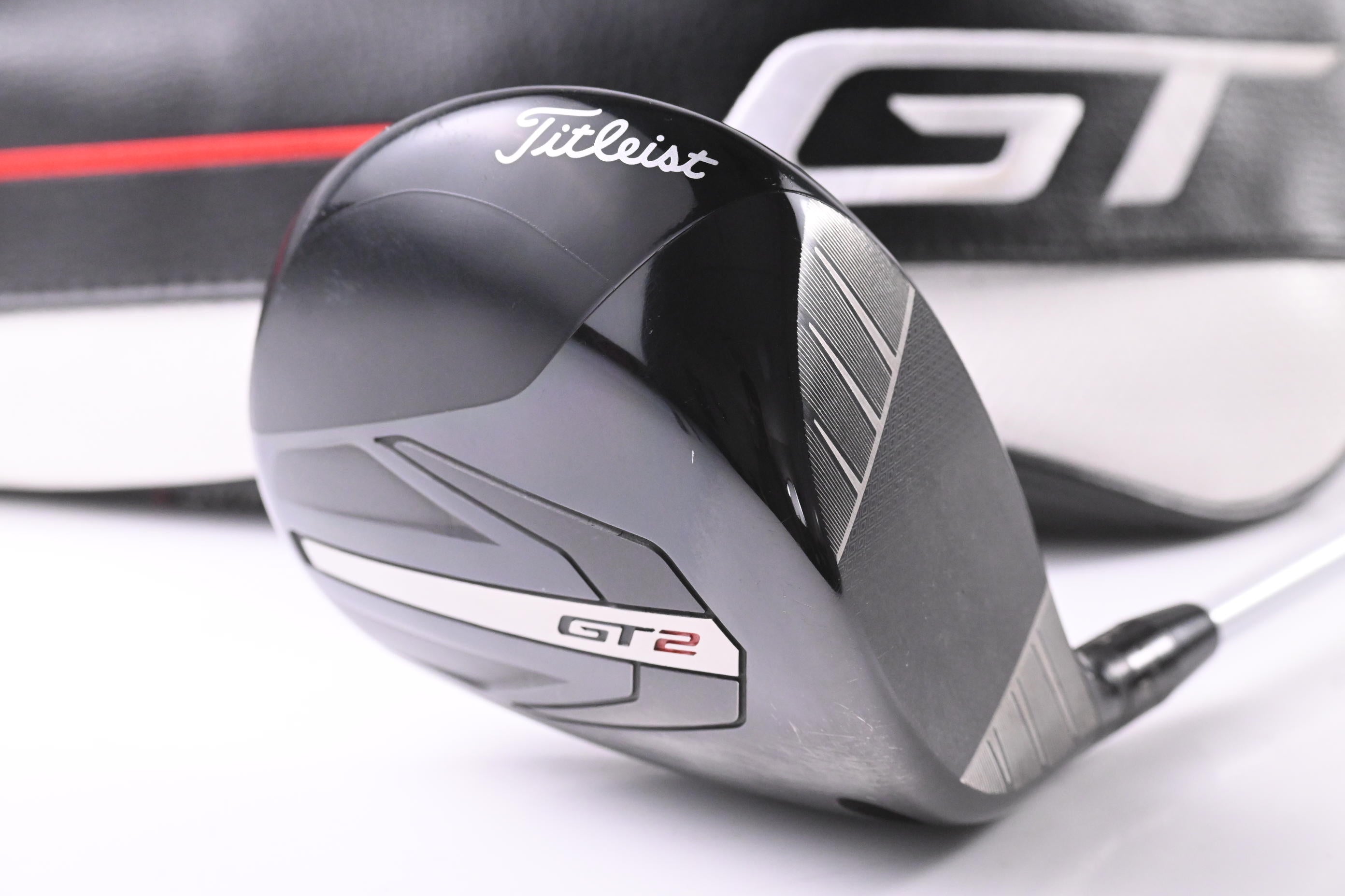 Titleist GT2 Driver / 10 Degree / Regular Flex Aldila Ascent 40 Shaft