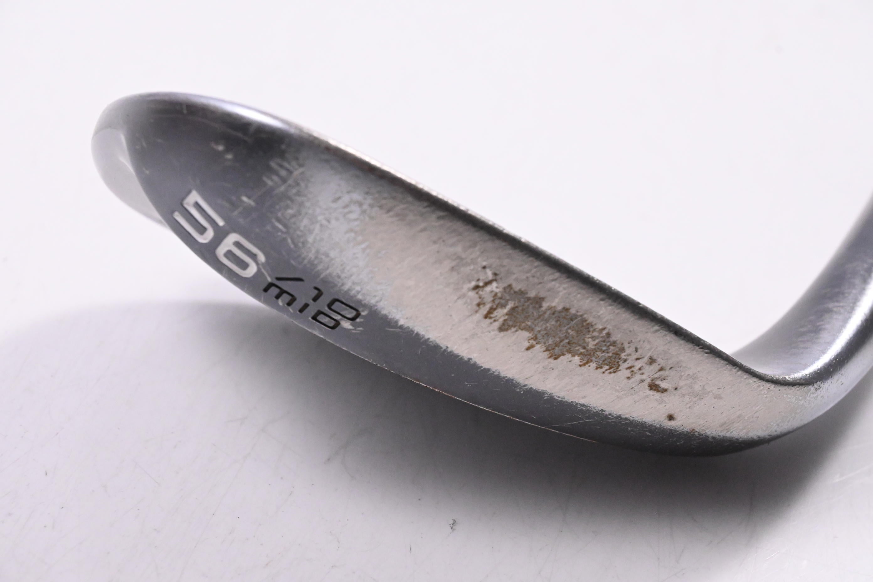 Cleveland RTX-4 Sand Wedge / 56 Degree / Stiff Flex Dynamic Gold S400 Shaft