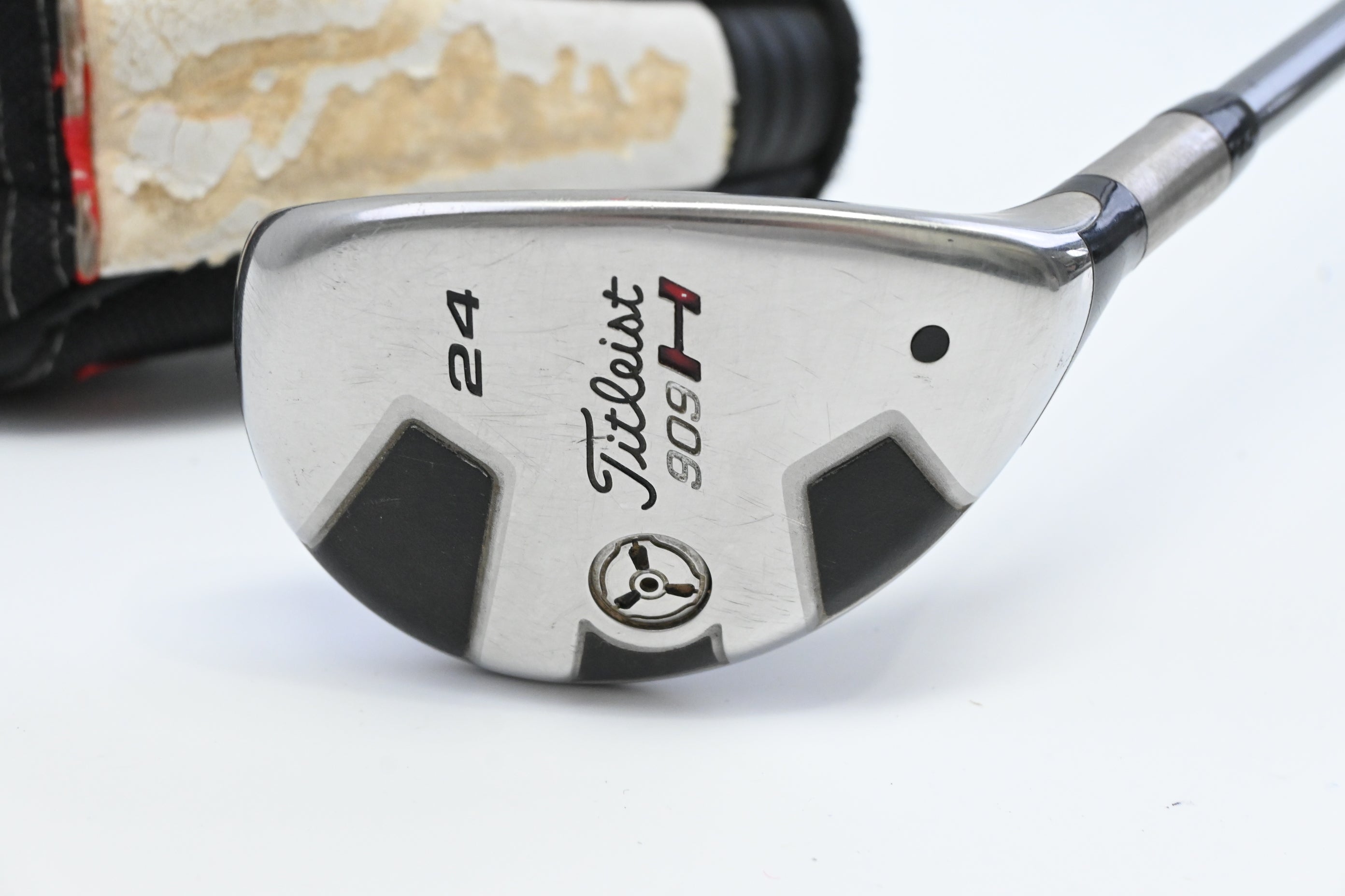 Titleist 909H #4 Hybrid / 24 Degree / Regular Flex Diamana 80 Shaft