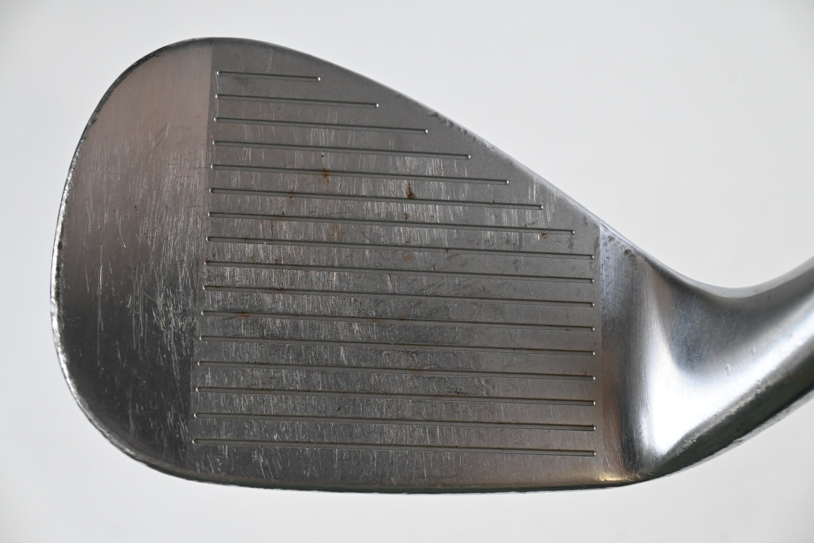 Taylormade Milled Grind Gap Wedge / 52 Degree / Wedge Flex Dynamic Gold Shaft