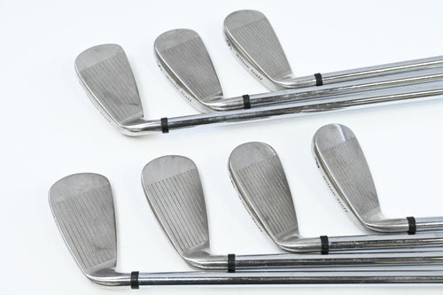 Wilson Di9 Irons / 4-PW / Uniflex TX-99 Shafts
