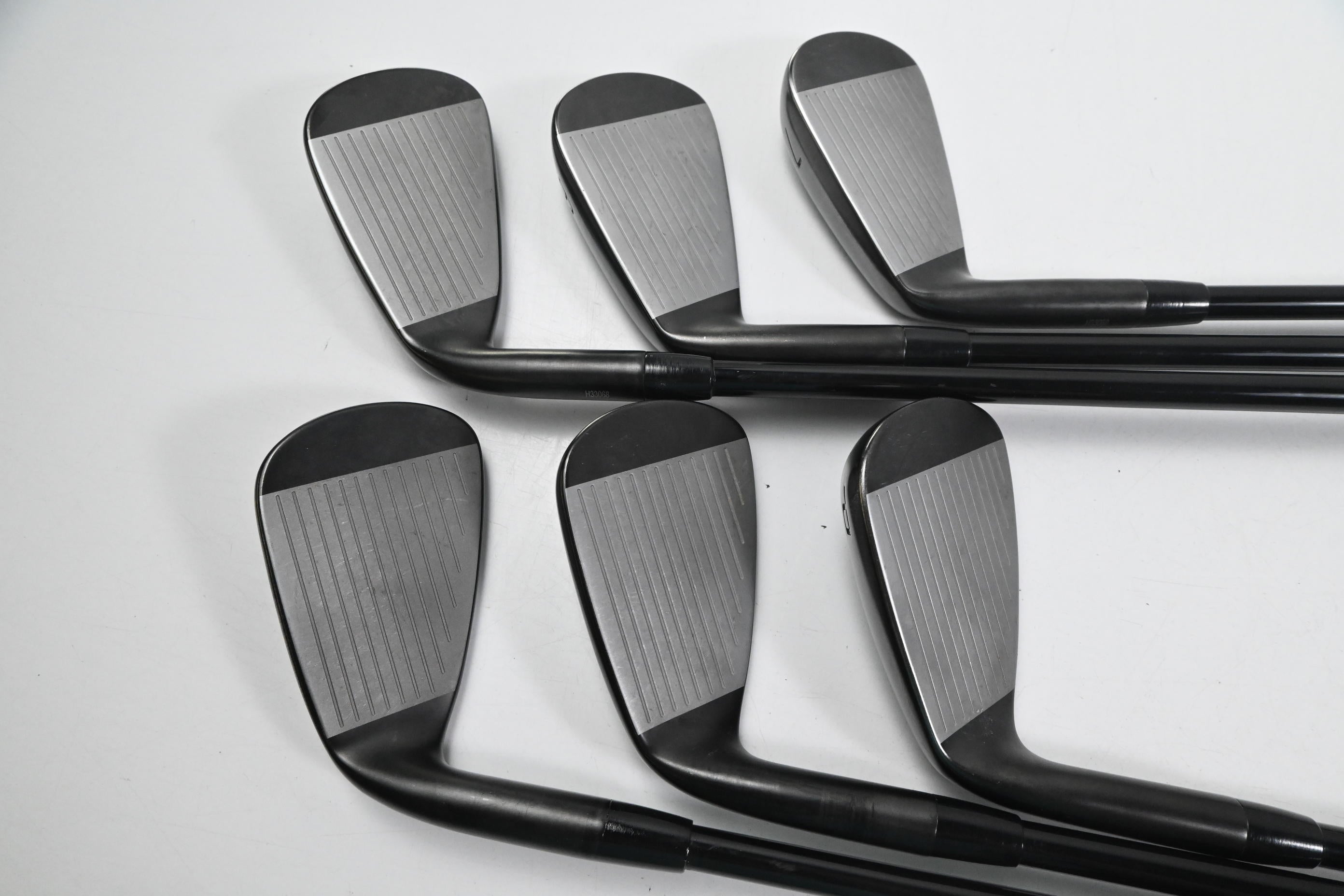 Mizuno JPX 925 Hot Metal Irons / 5-PW / Regular Flex Accra iS7 Shafts
