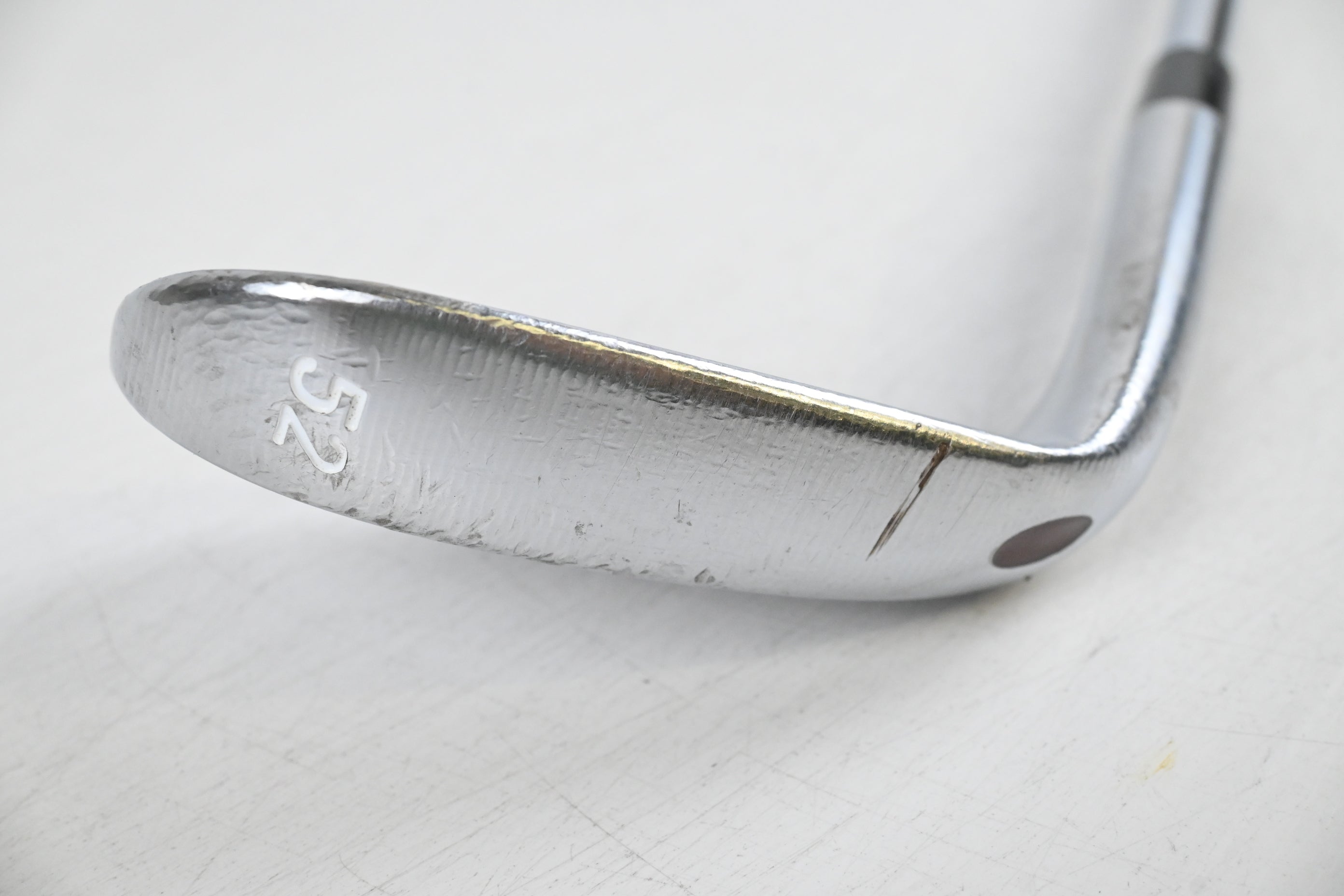 Taylormade Milled Grind Gap Wedge / 52 Degree / Wedge Flex Dynamic Gold Shaft