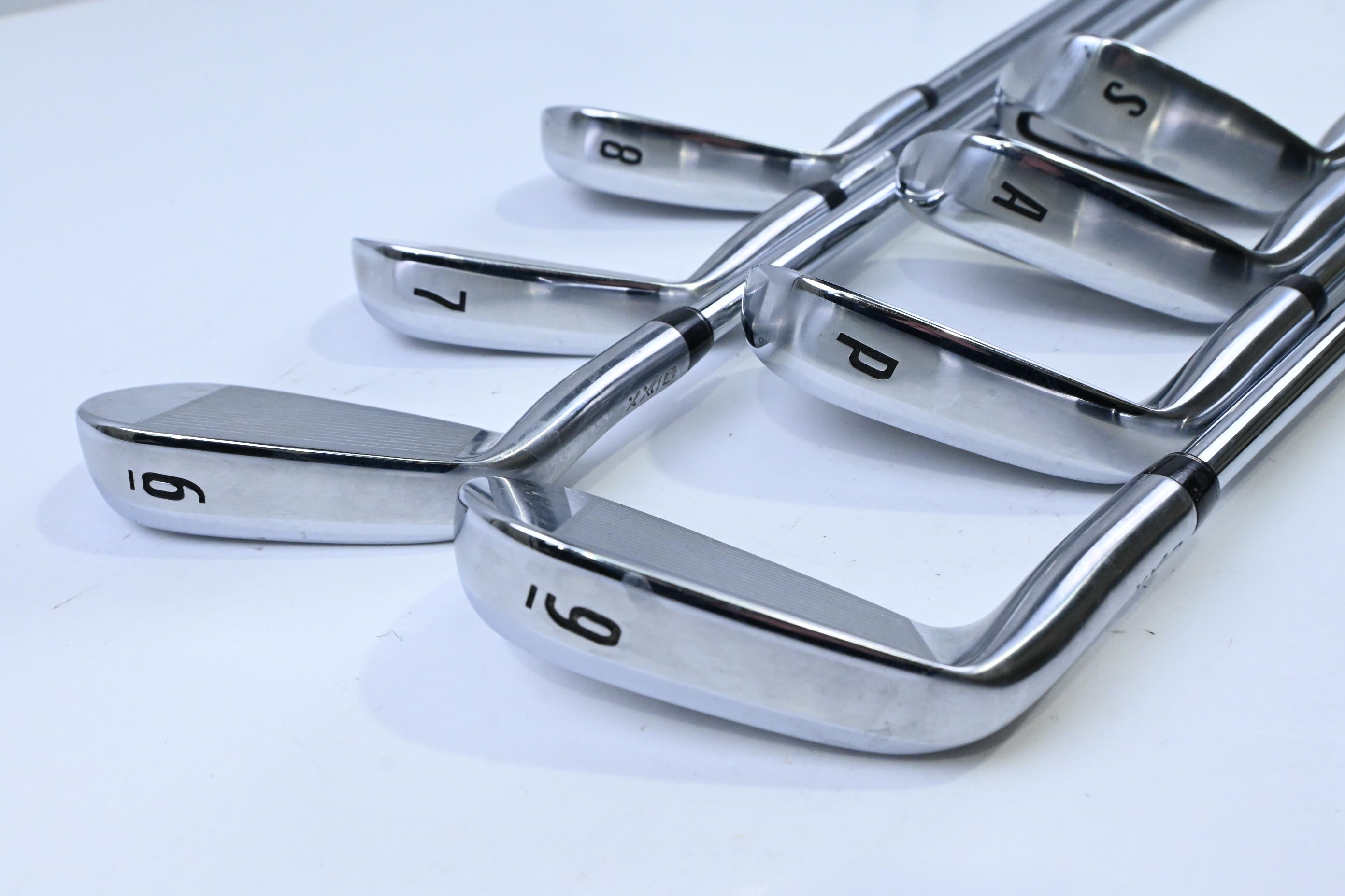 XXIO X 2021 Irons / 6-PW+AW+SW / Stiff Flex NS Pro 920GH DST Shafts