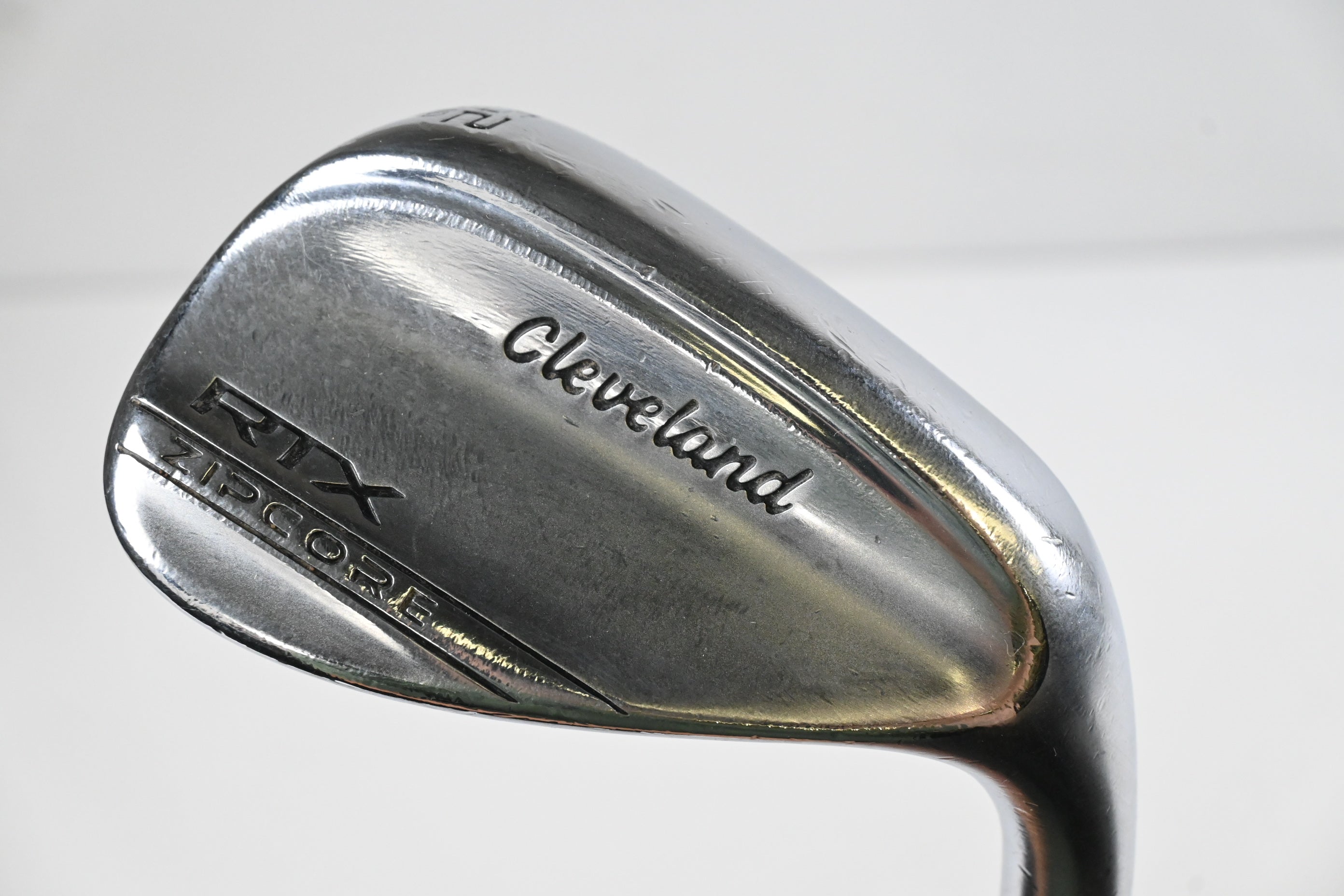 Cleveland RTX ZipCore Gap Wedge / 52 Degree / Wedge Flex Dynamic Gold Spinner