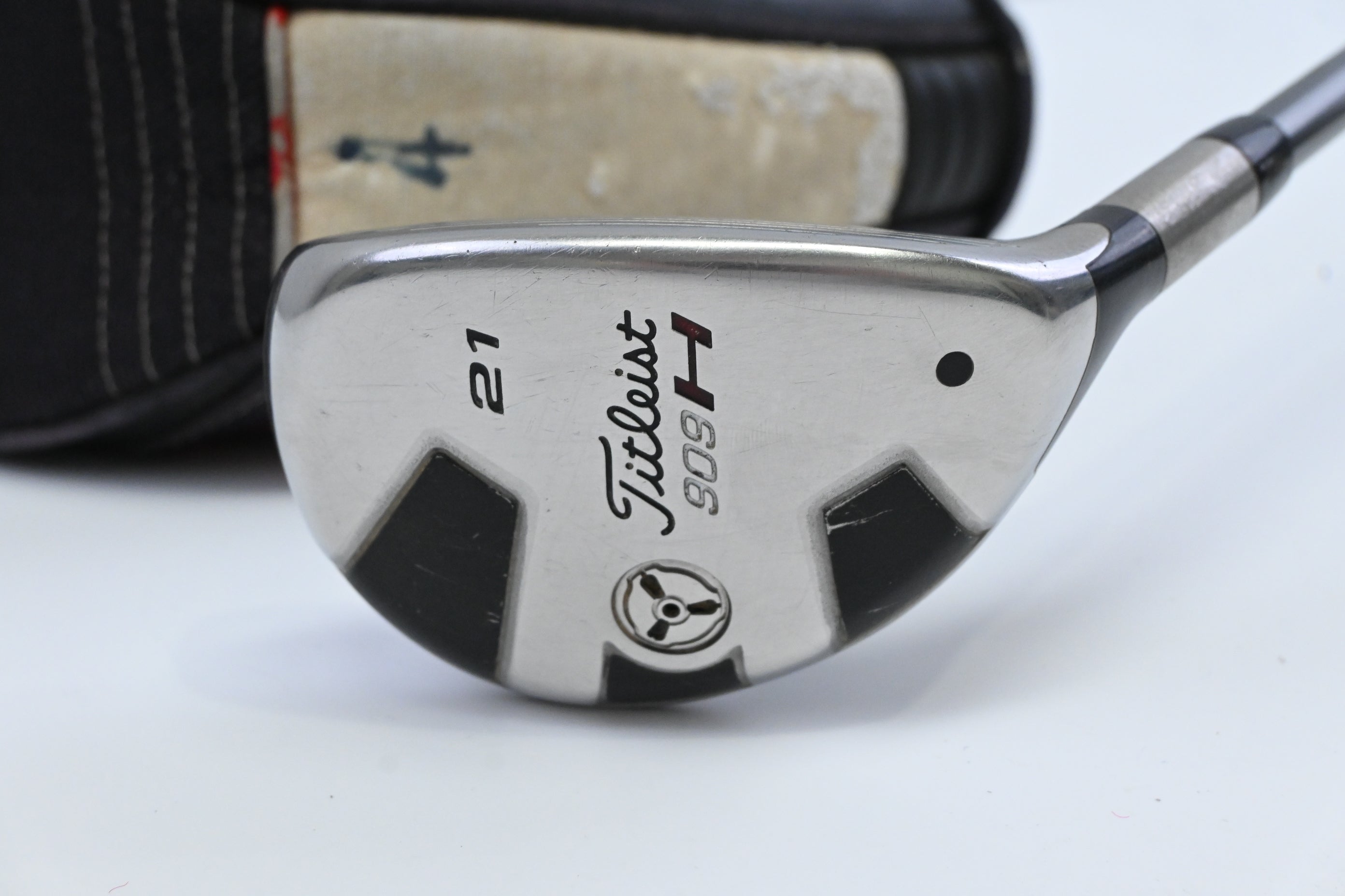 Titleist 909H #3 Hybrid / 21 Degree / Regular Flex Diamana 80 Shaft