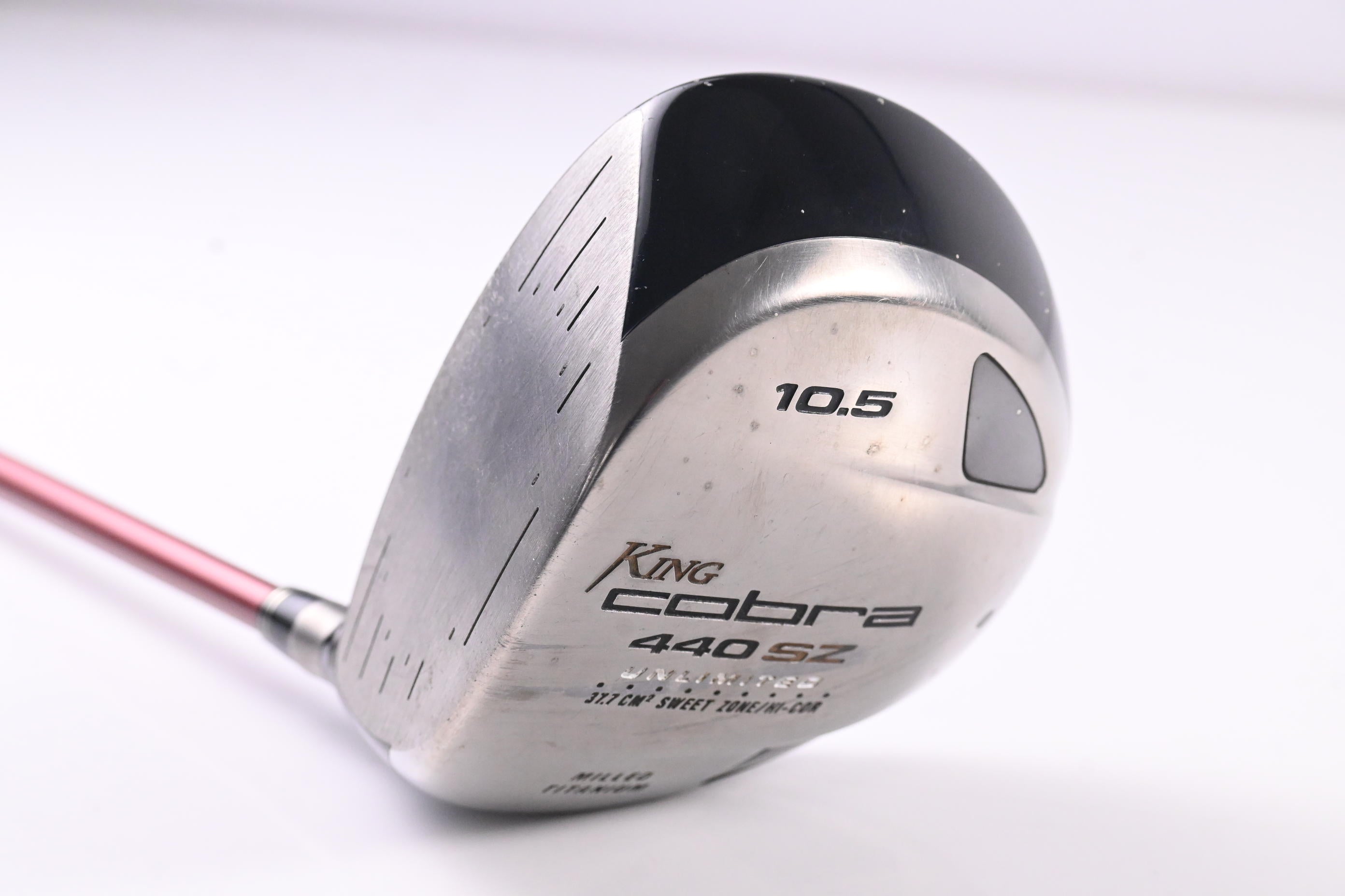 Left Hand Cobra SZ Driver / 10.5 Degree / Regular Flex Graphite Design YS-5.1 55 Shaft