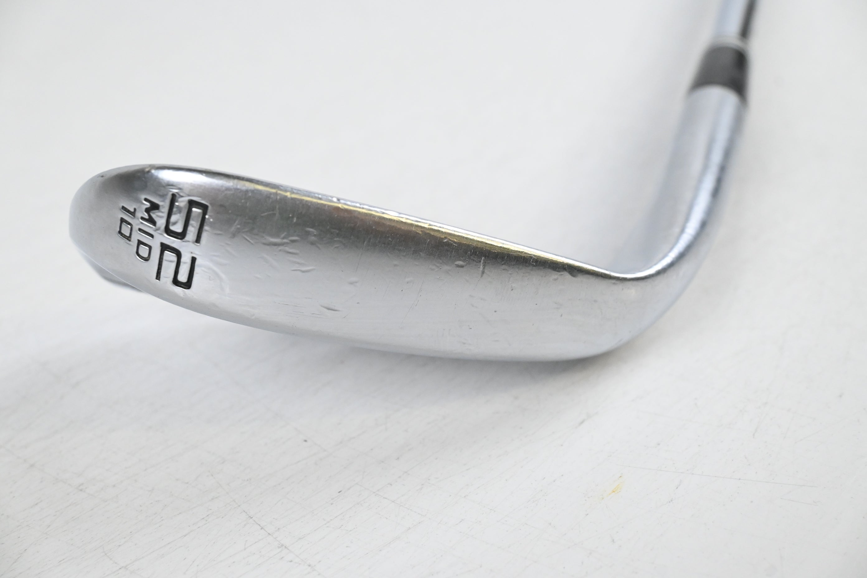 Cleveland RTX ZipCore Gap Wedge / 52 Degree / Wedge Flex Dynamic Gold Spinner