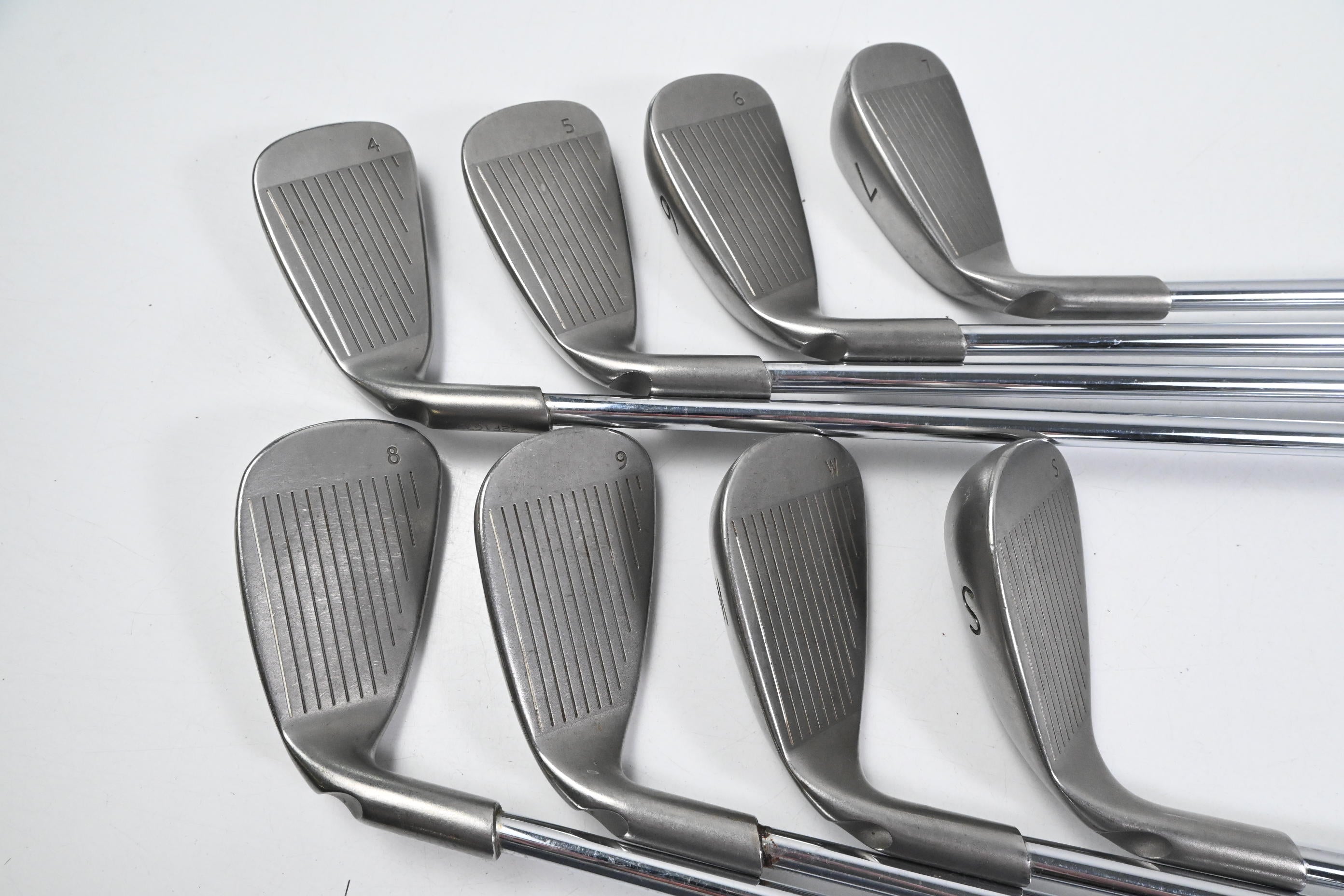 Ping G15 Irons / 4-PW+SW / Black Dot / Regular Flex Ping AWT Steel Shafts