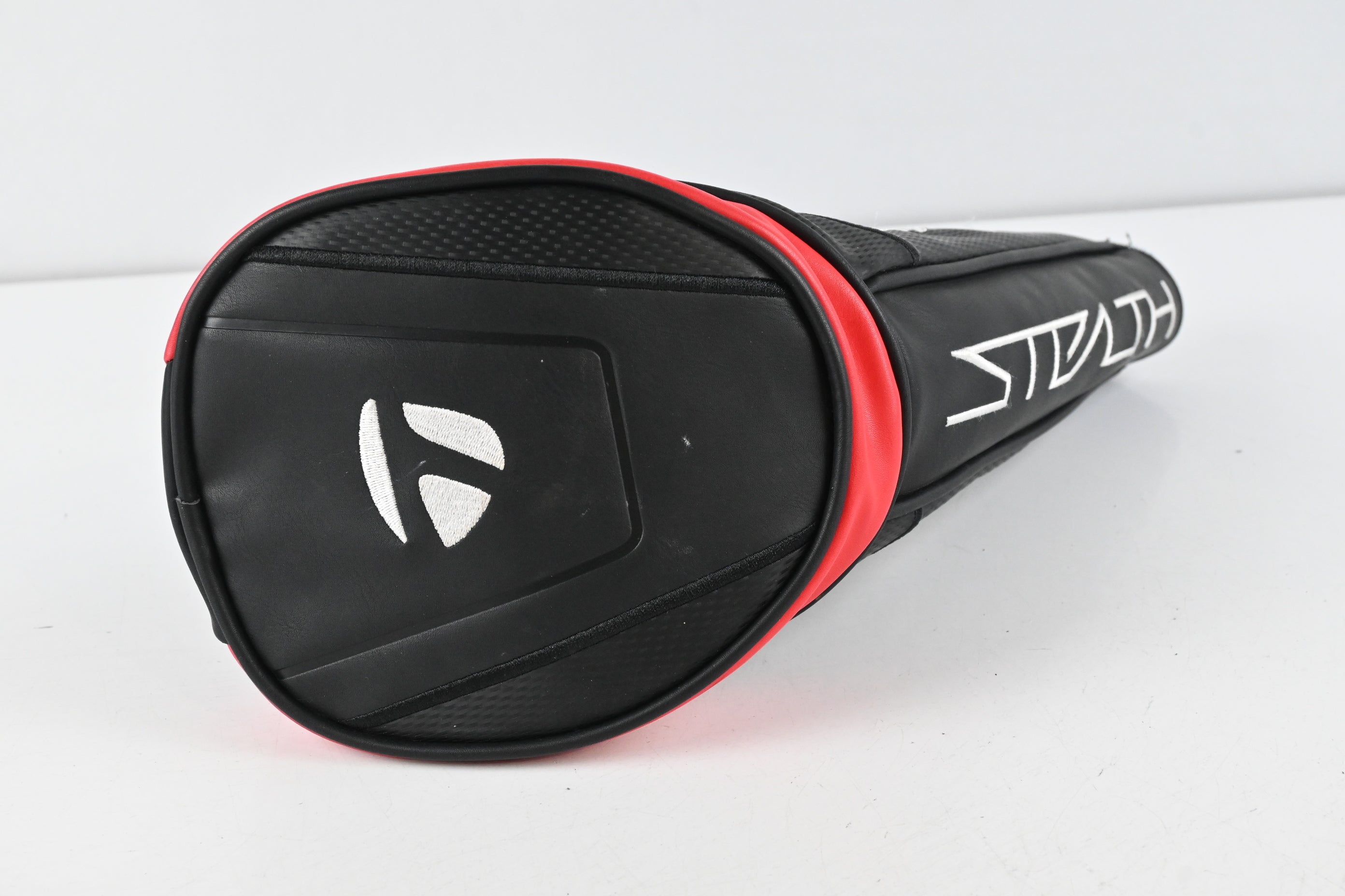 Taylormade Stealth Driver / 9 Degree / Regular Flex Fujikura Air Speeder 45