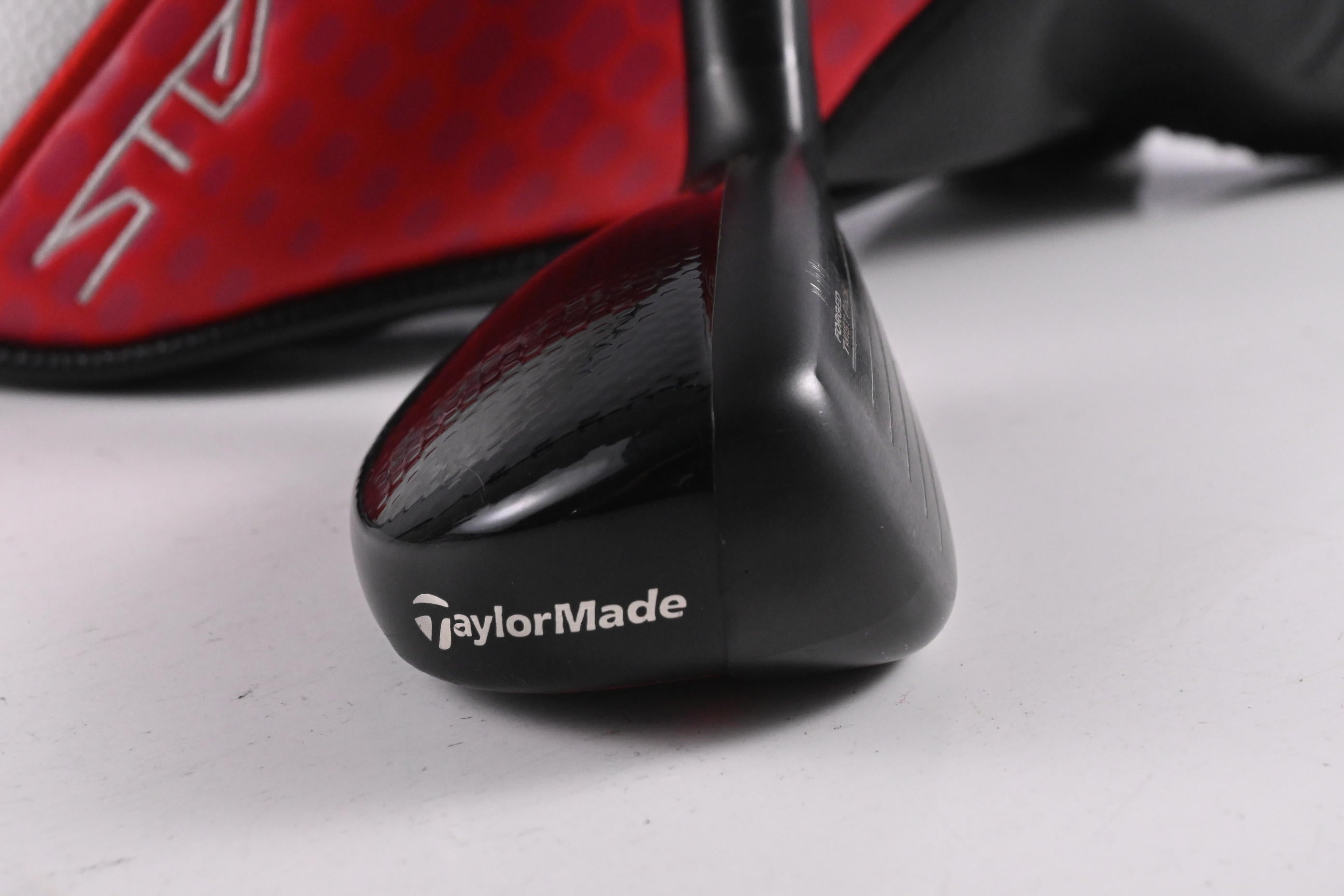 Taylormade Stealth 2 Plus #3 Hybrid / 19.5 Degree / Stiff Flex Kai'li Red 85