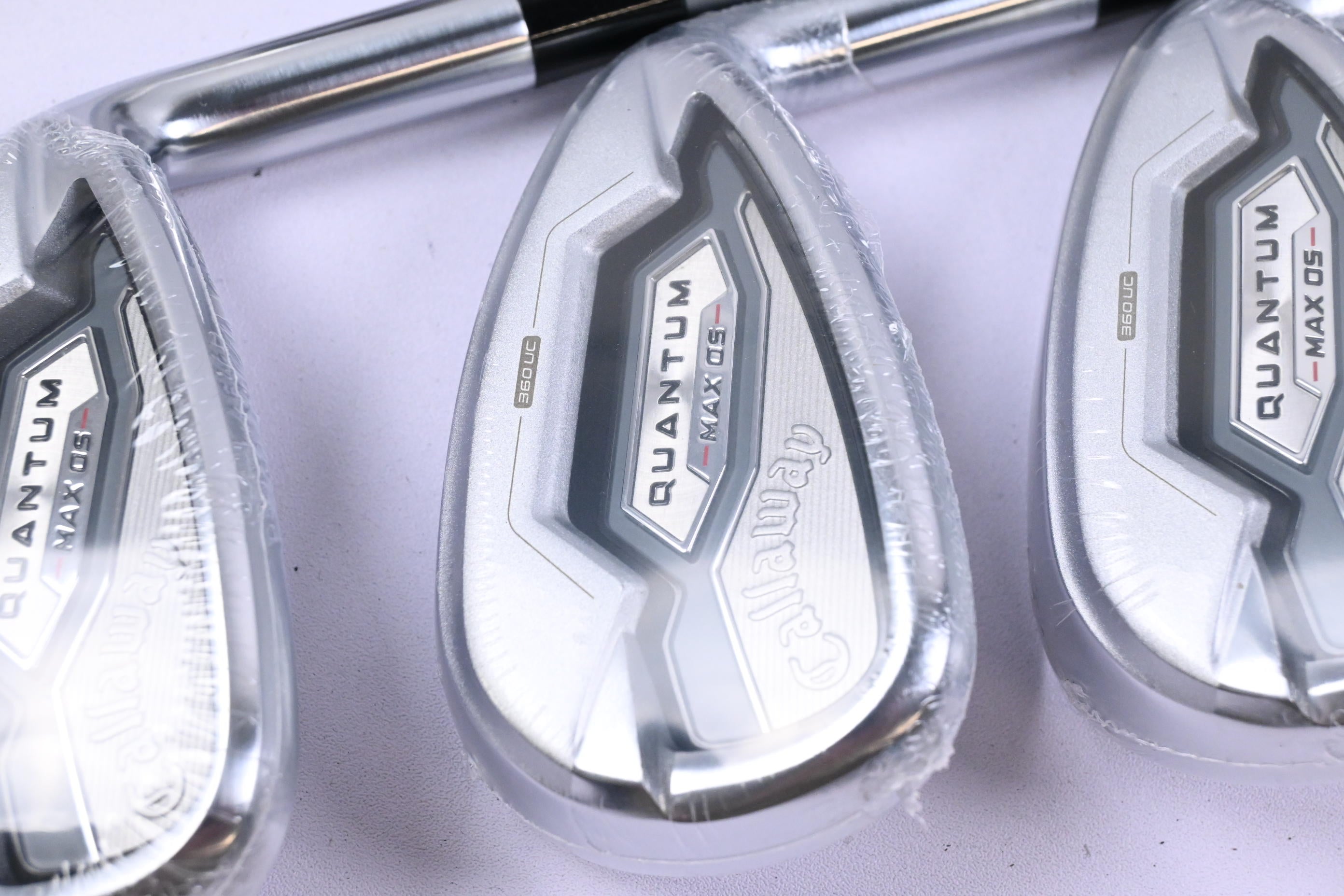 Callaway Quantum Max OS Irons / 5-PW+GW / Regular Flex Denali Silver 60 Shafts